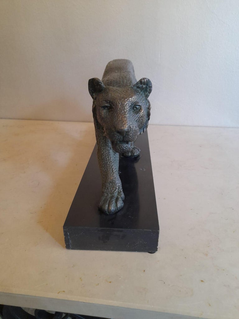 French Art Deco Bronze Sculpture Representing a Panther Signed by Rulas For Sale 8