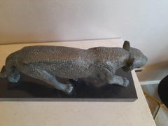 Scultura in bronzo Art Deco francese raffigurante una pantera firmata da Rulas