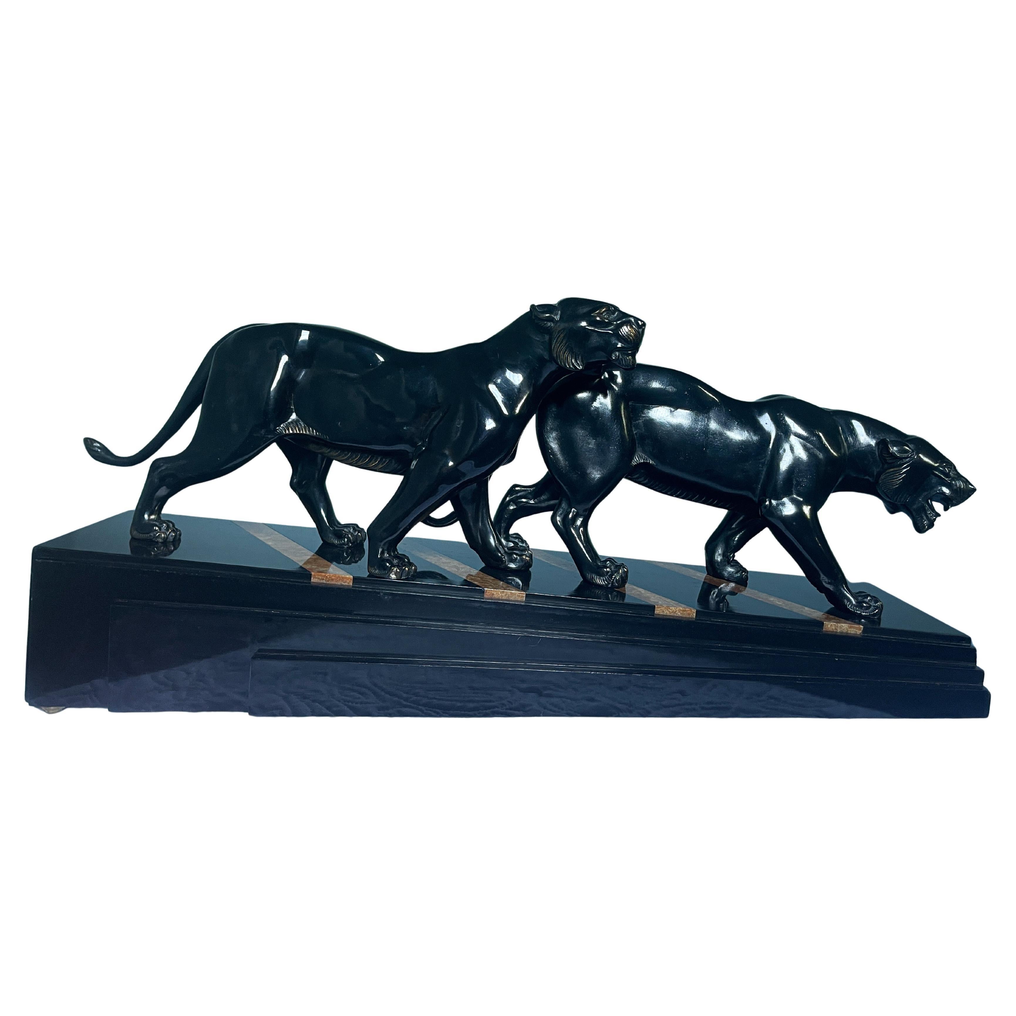 Scultura in bronzo Art Deco francese con pantere nere firmata da Irene Rochard in vendita