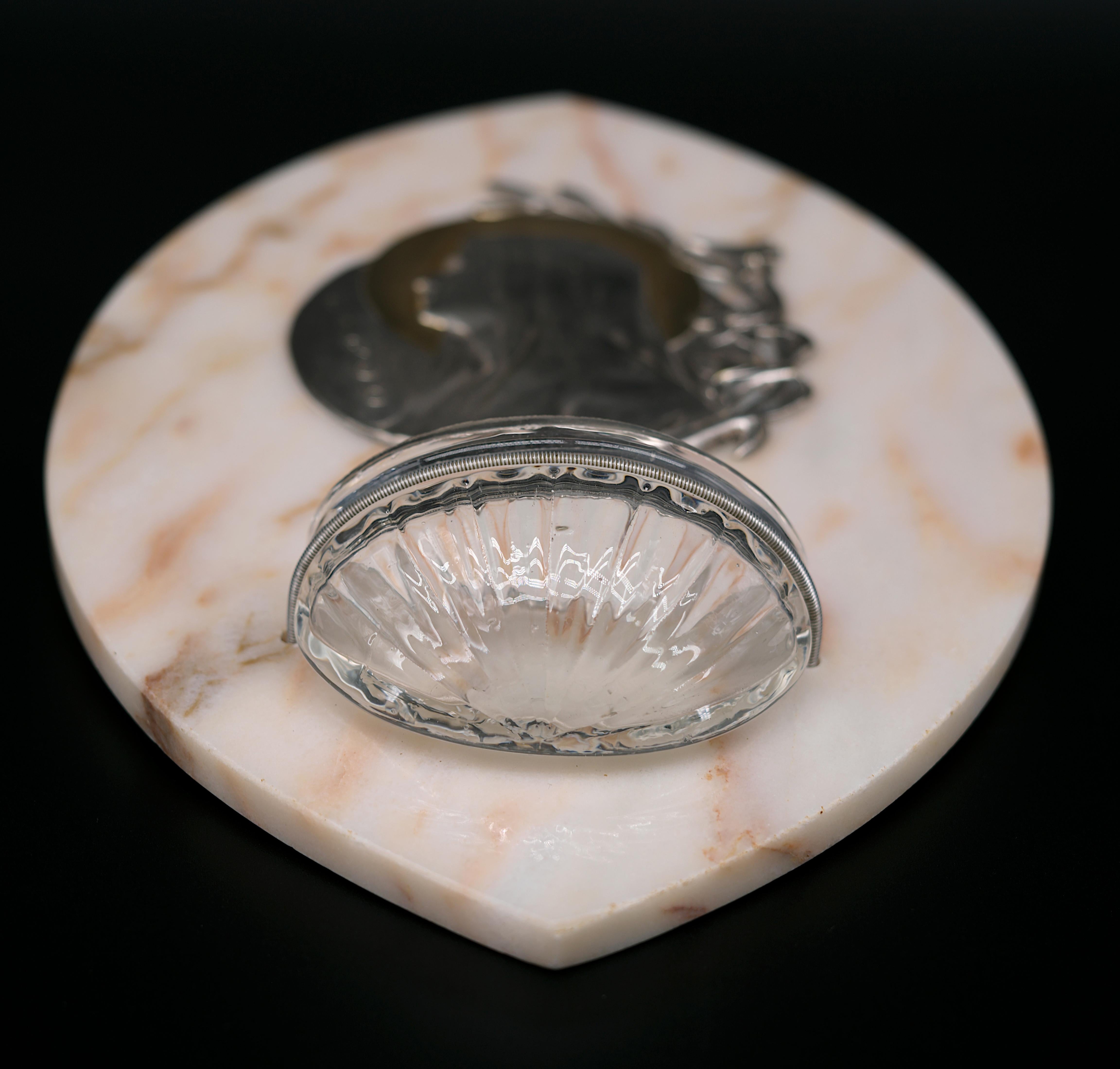 Early 20th Century French Art Deco Bronze Virgin Holy Water Font by PONCET, 1920 For Sale