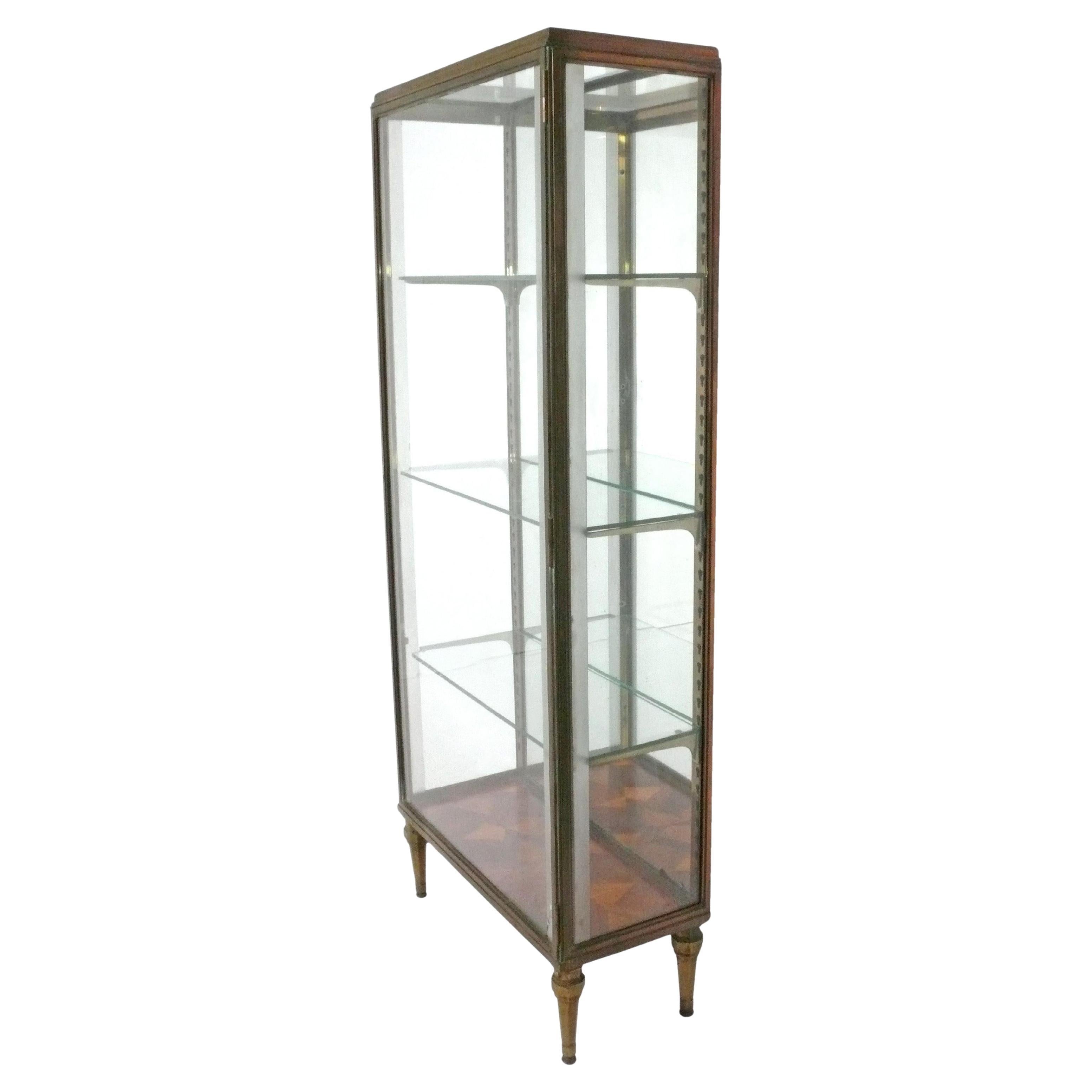 French Art Deco Bronze Vitrine by Siegel of Paris circa 1920s Modern Moderne For Sale