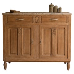 Französisches Art-déco-Buffet aus gebleichter Eiche mit Marmorplatte, 1930er Jahre