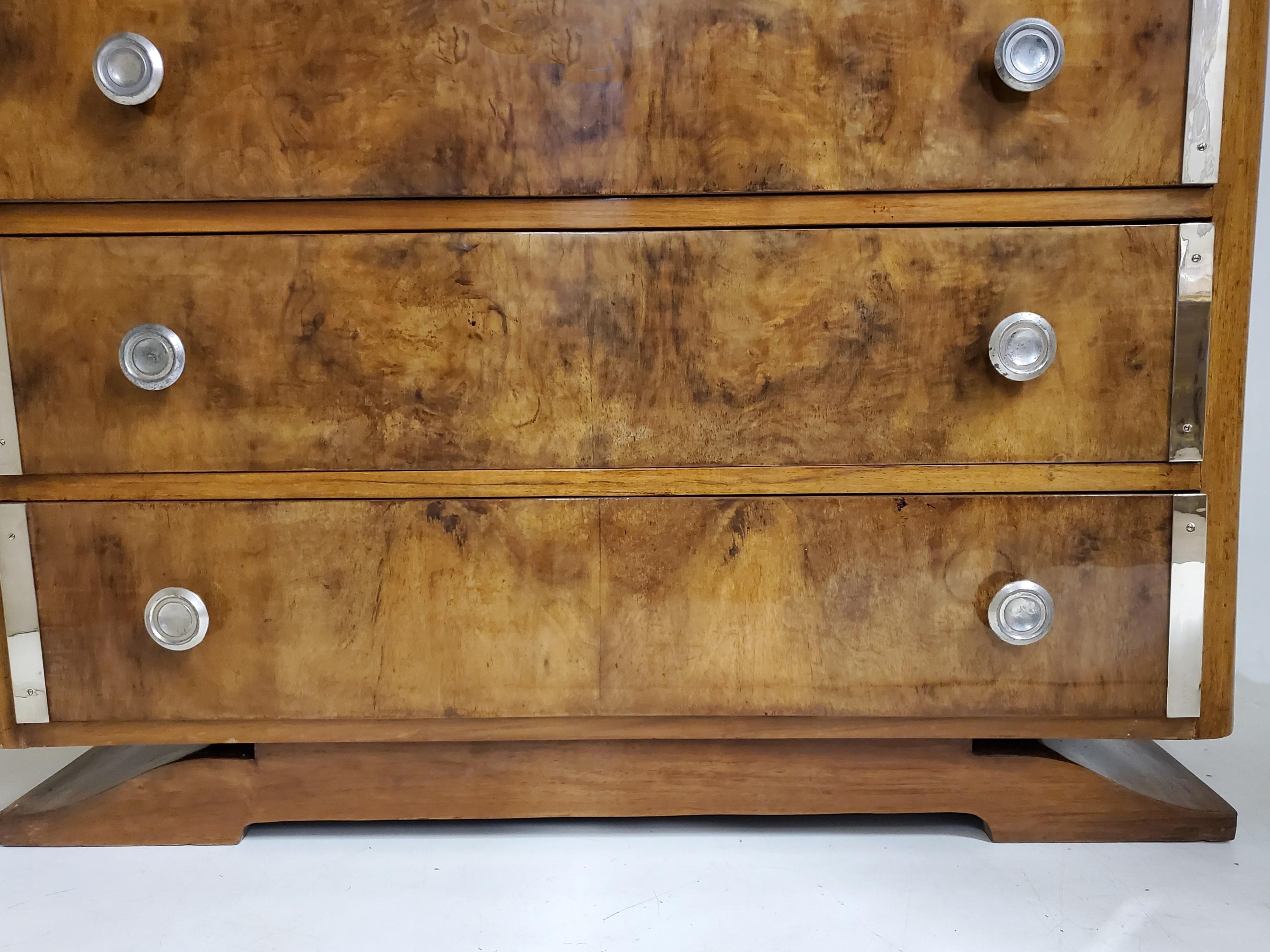 Mid-20th Century French Art Deco Burl Walnut Chest of 4 Drawers with Polished Nickel Hardware For Sale