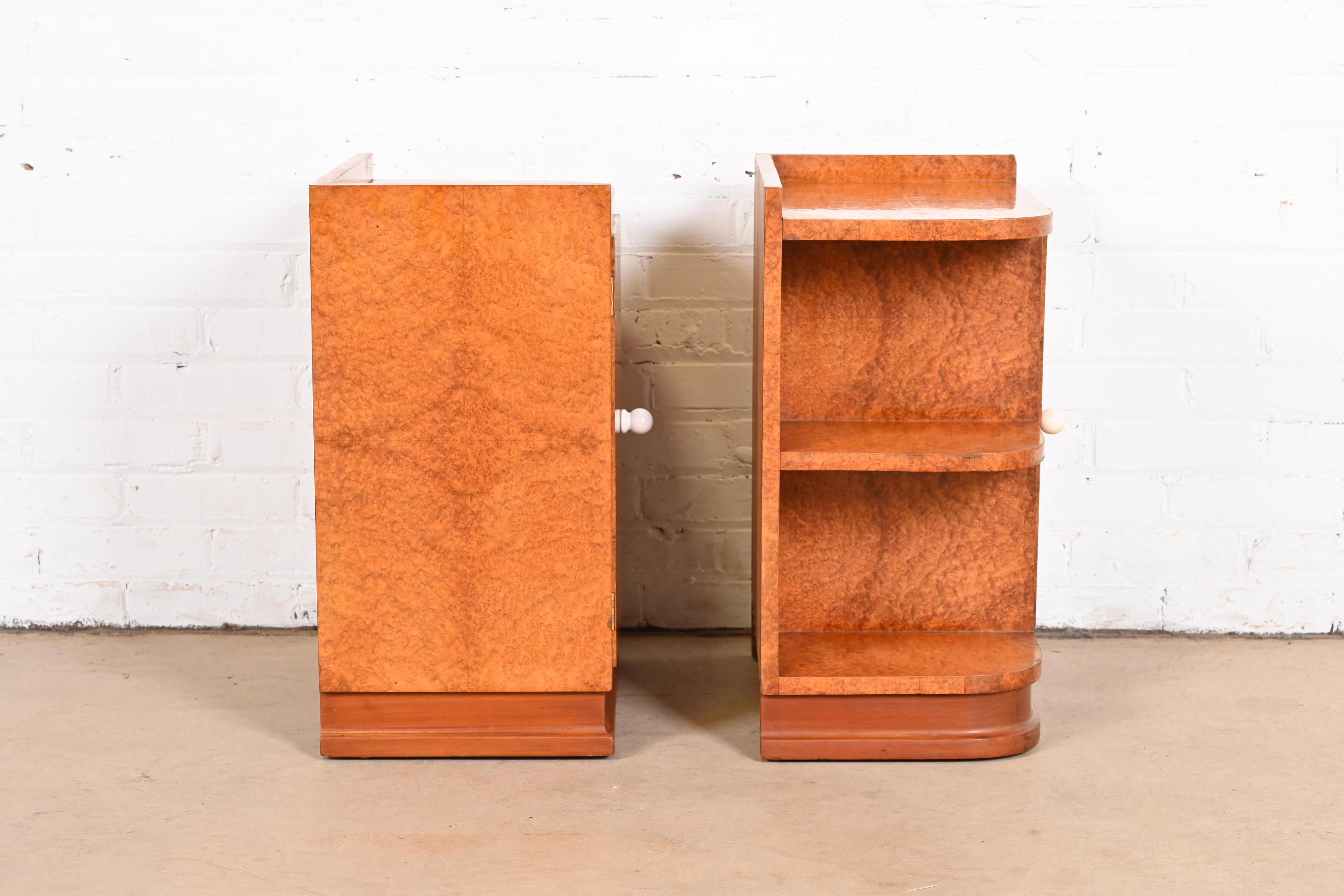 French Art Deco Burl Wood Nightstands in the Manner of Maison Dominique, 1930s For Sale 3