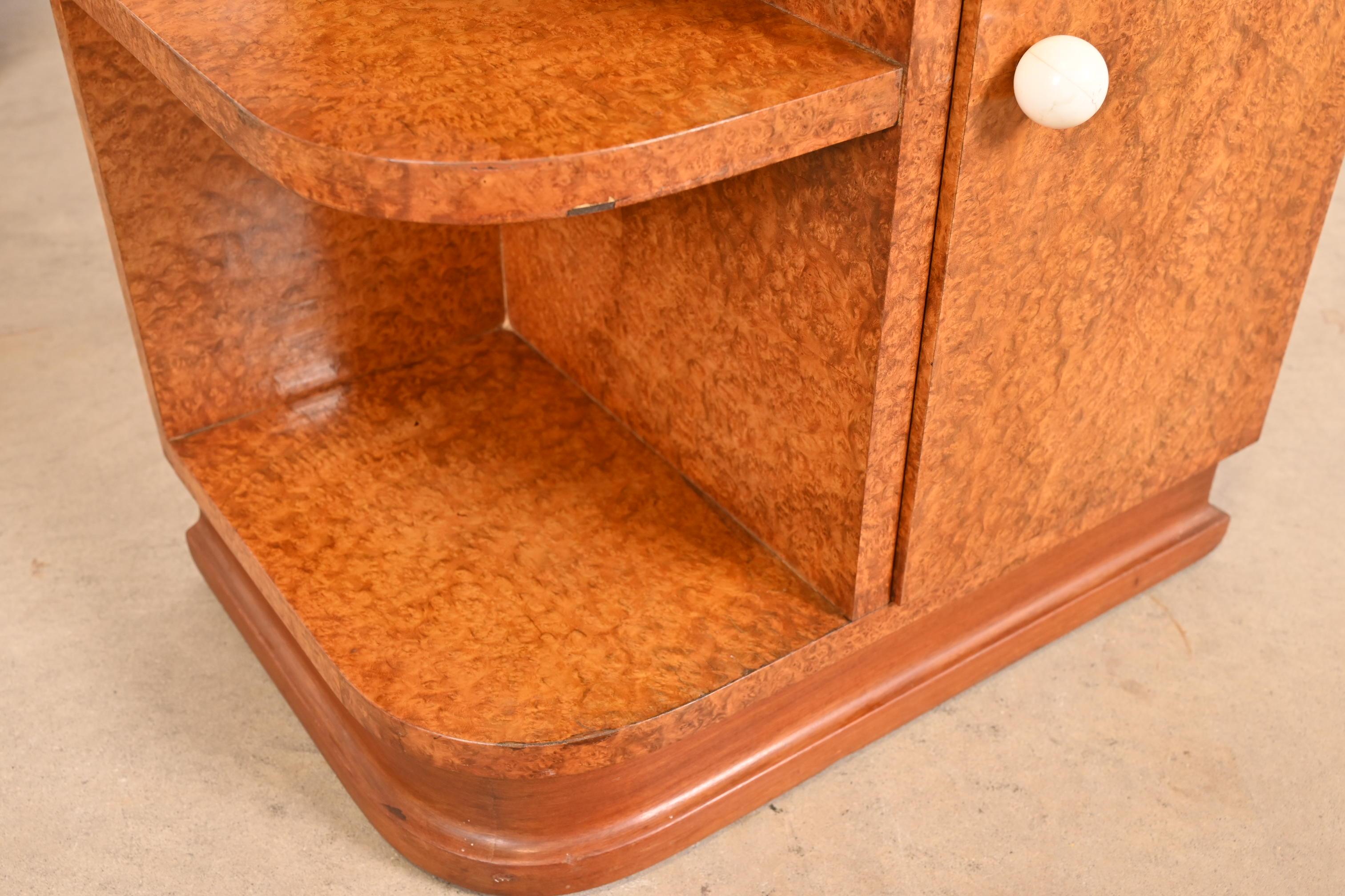 French Art Deco Burl Wood Nightstands in the Manner of Maison Dominique, 1930s For Sale 3