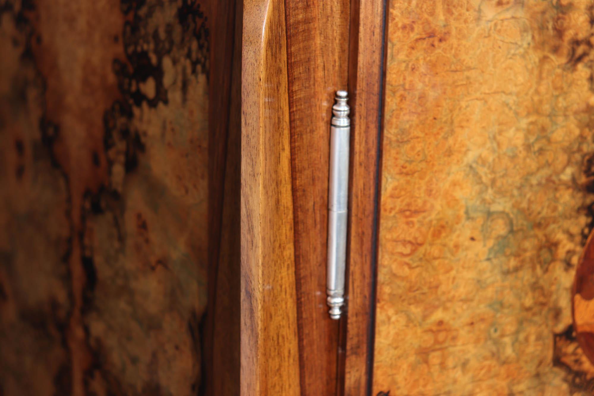 Cabinet Art Deco francese di E Jacquemin in vendita 1