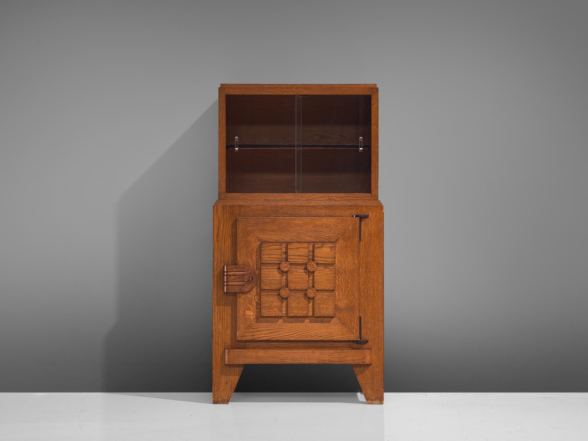 Mid-20th Century French Art Deco Cabinet in Oak  For Sale