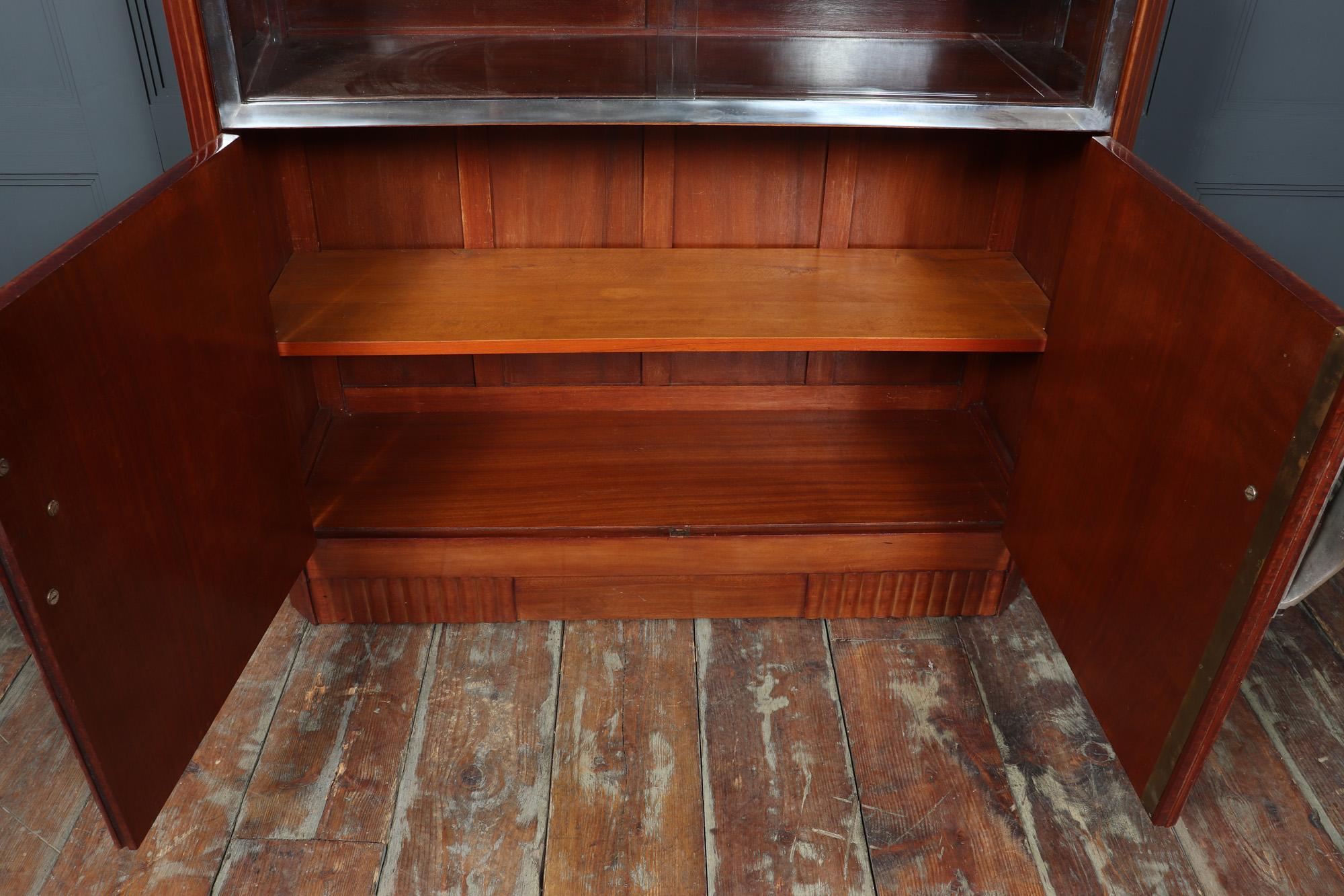 Französischer Art-déco-Schrank aus Pomelle Sapelle im Angebot 5