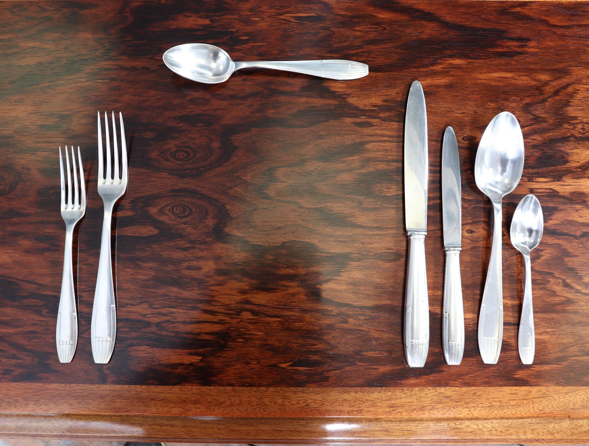 French Art Deco Canteen of Silver Plate Cutlery For Sale 11