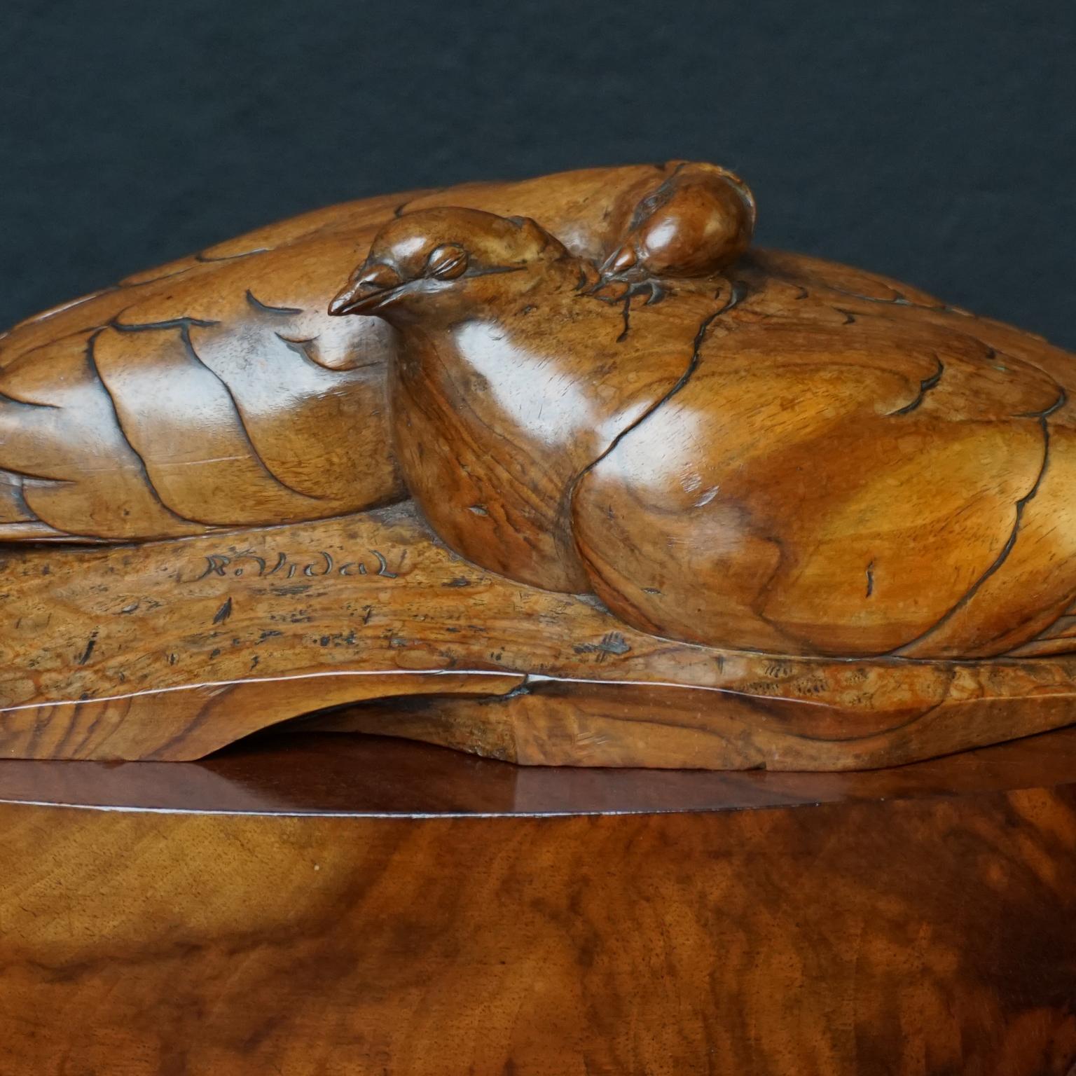 French Art Deco Carved Love Doves Oak, Walnut and Rosewood Box Signed R.Vidal For Sale 1
