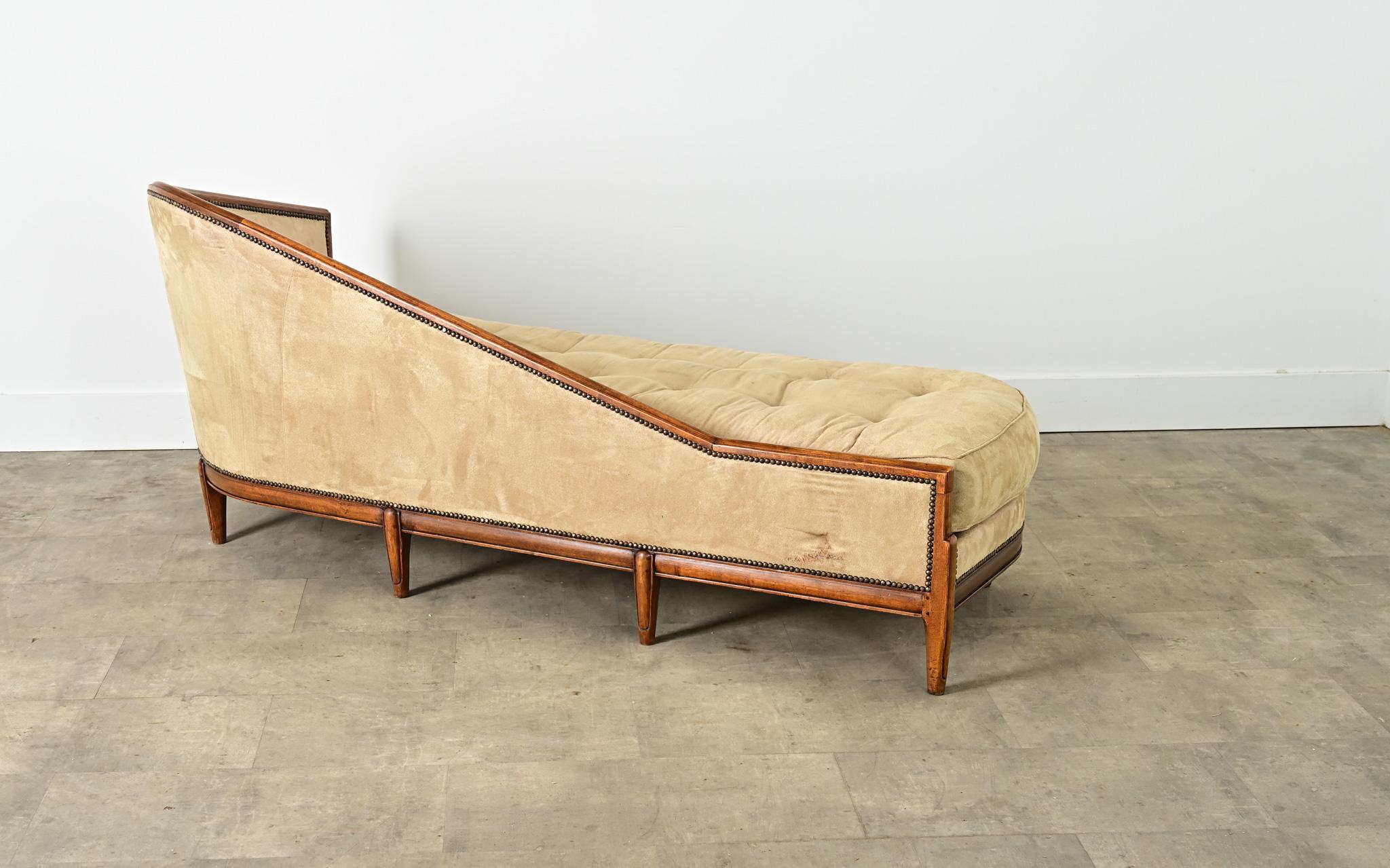 Chaise francese Art Carved in noce intagliato in vendita 3