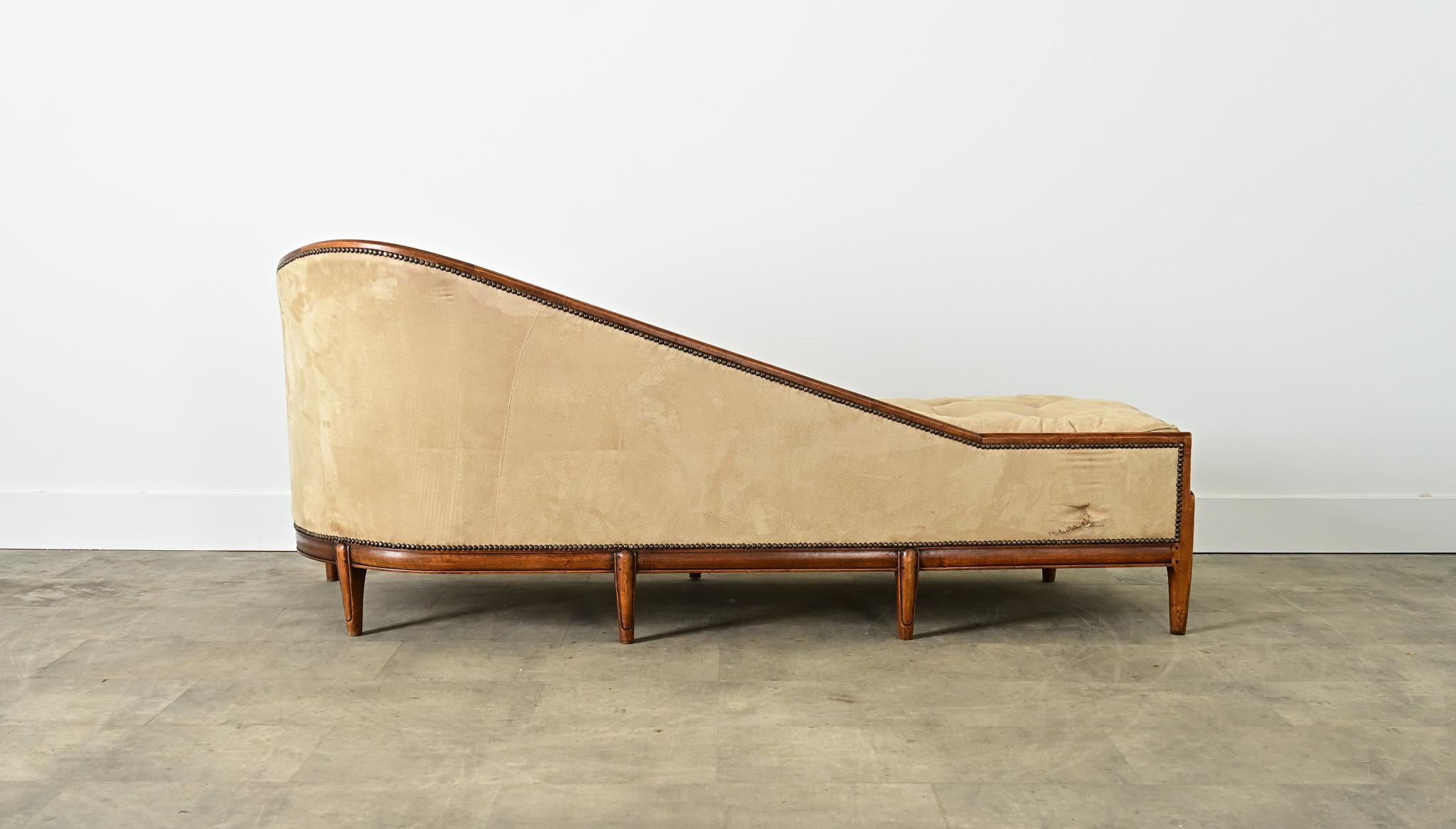 Chaise francese Art Carved in noce intagliato in vendita 4
