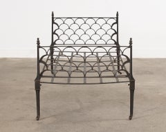 Französisches Art Deco Gusseisen Daybed auf Rädern