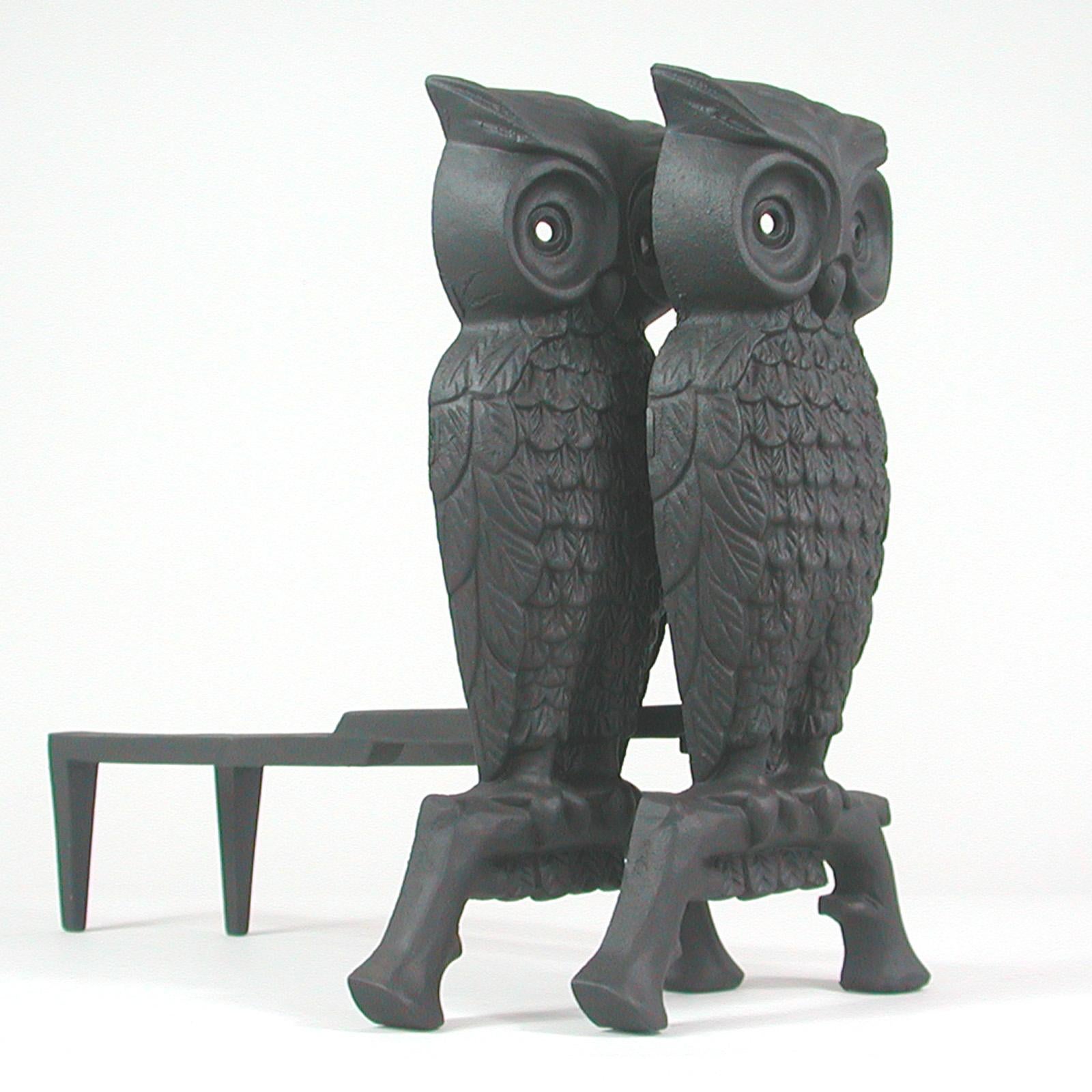 French Art Deco Cast Iron Sculptural Owl Fireplace Andirons, 1930s 7