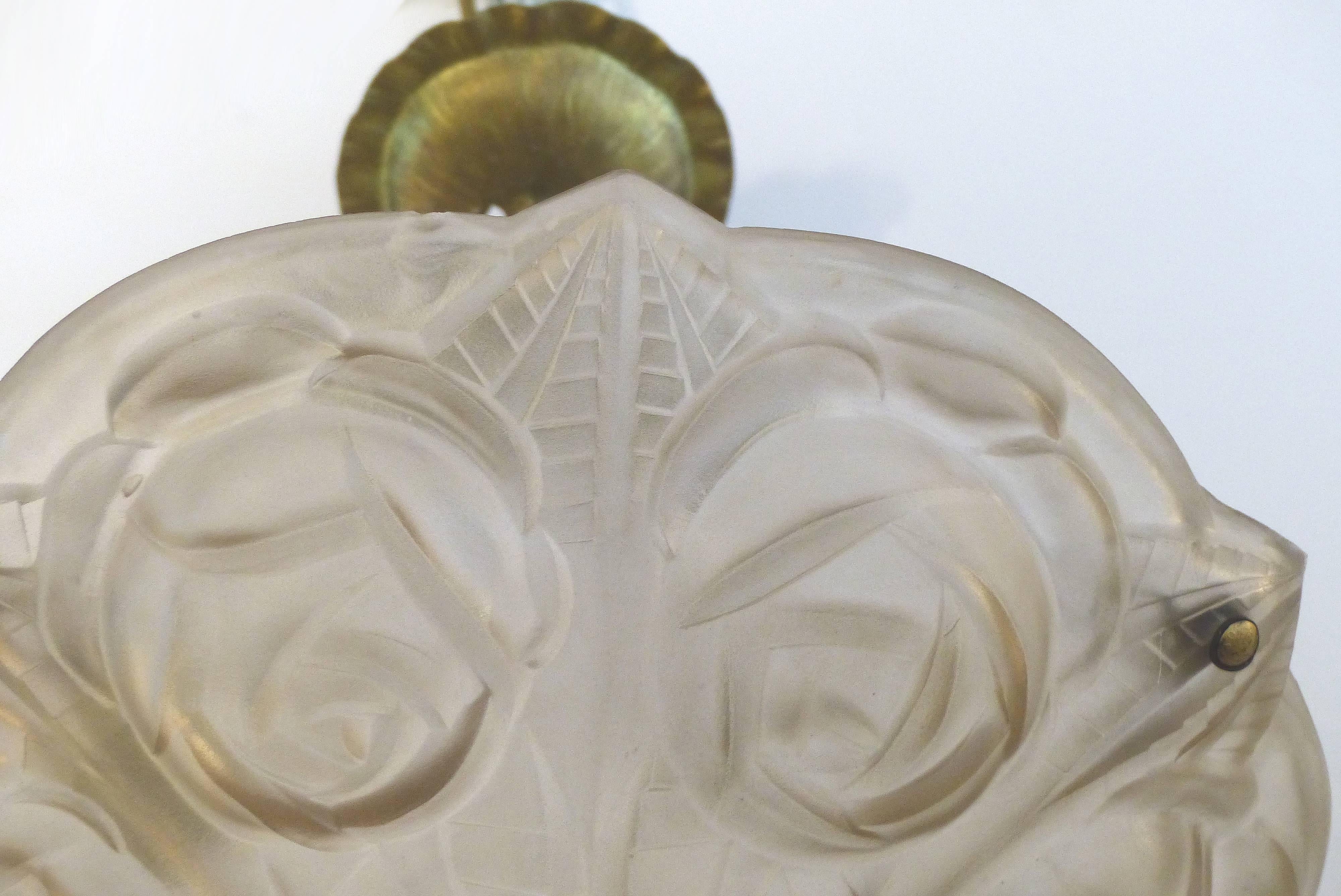 Degue French Art Deco Cast Mauve Glass Pendant Chandelier, Signed, circa 1930 In Good Condition In Miami, FL
