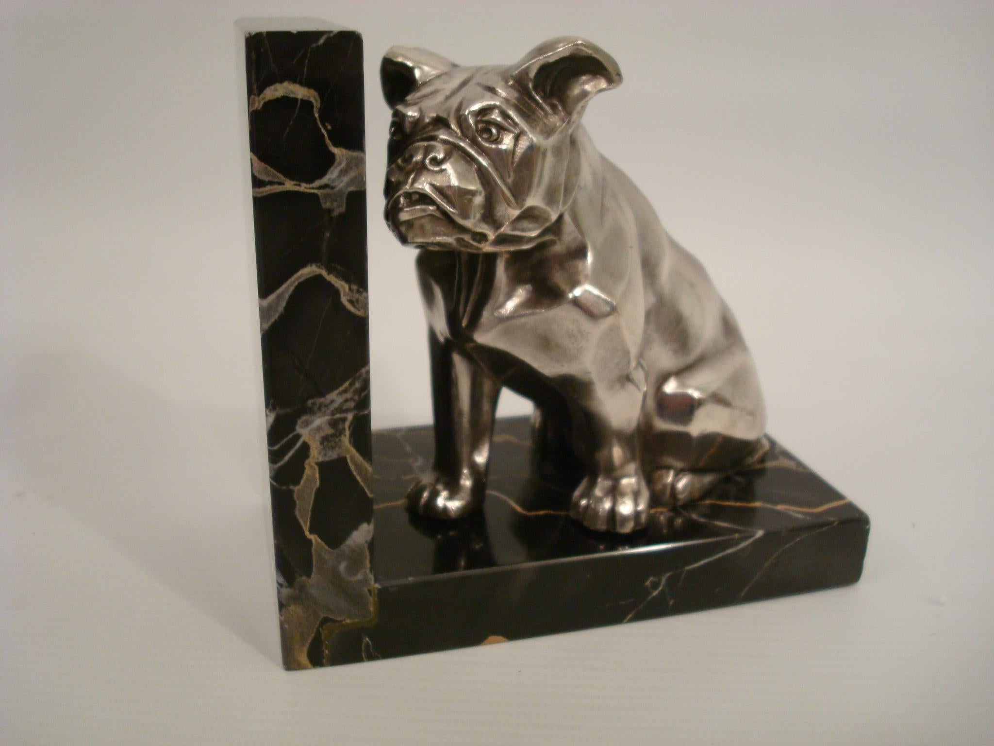 French Art Deco Cat and Bulldog Bookends by Irénée Rochard, 1930 In Good Condition For Sale In Buenos Aires, Olivos