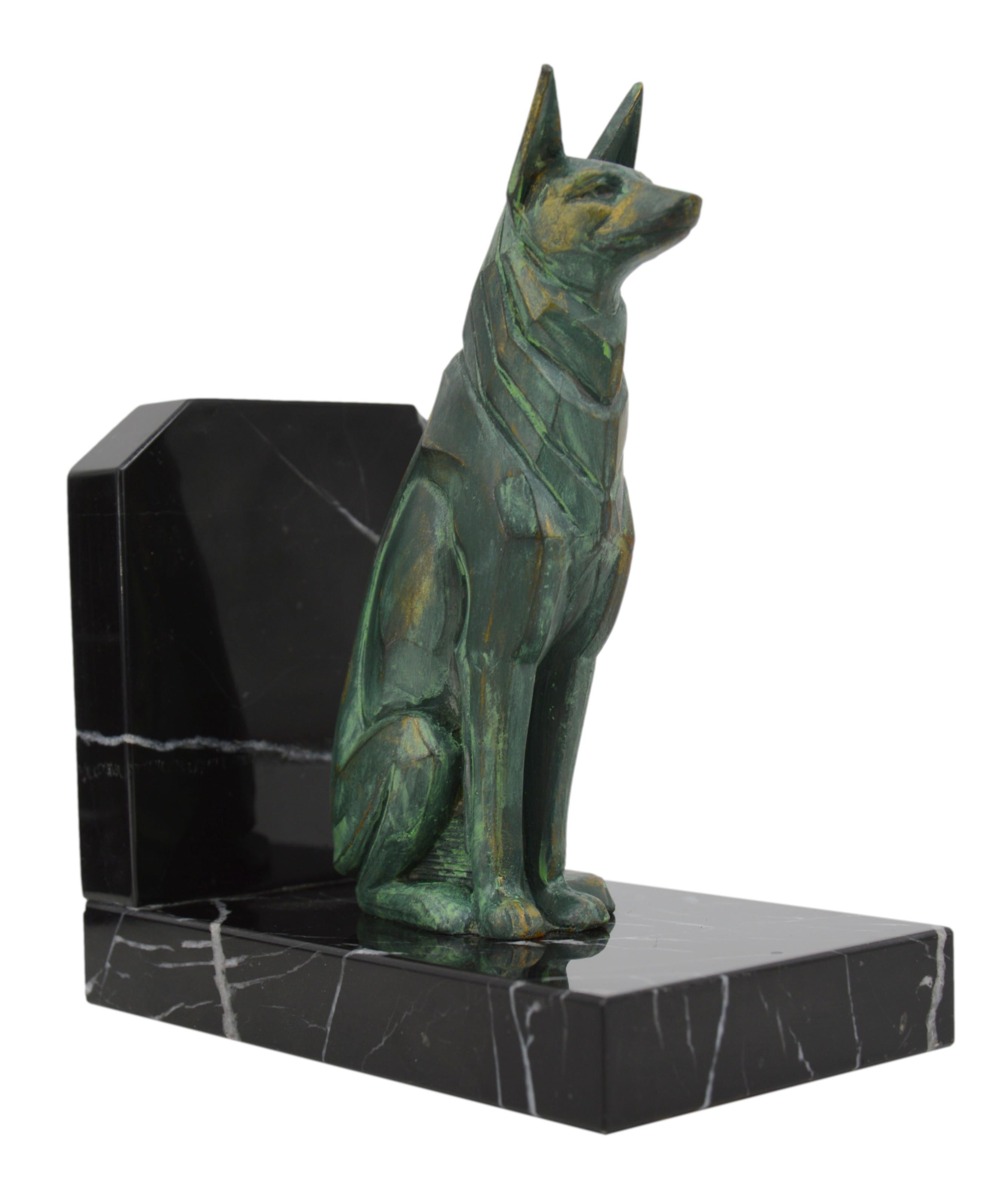 Art Deco Cat & Dog Bookends, 1920 In Excellent Condition For Sale In Saint-Amans-des-Cots, FR