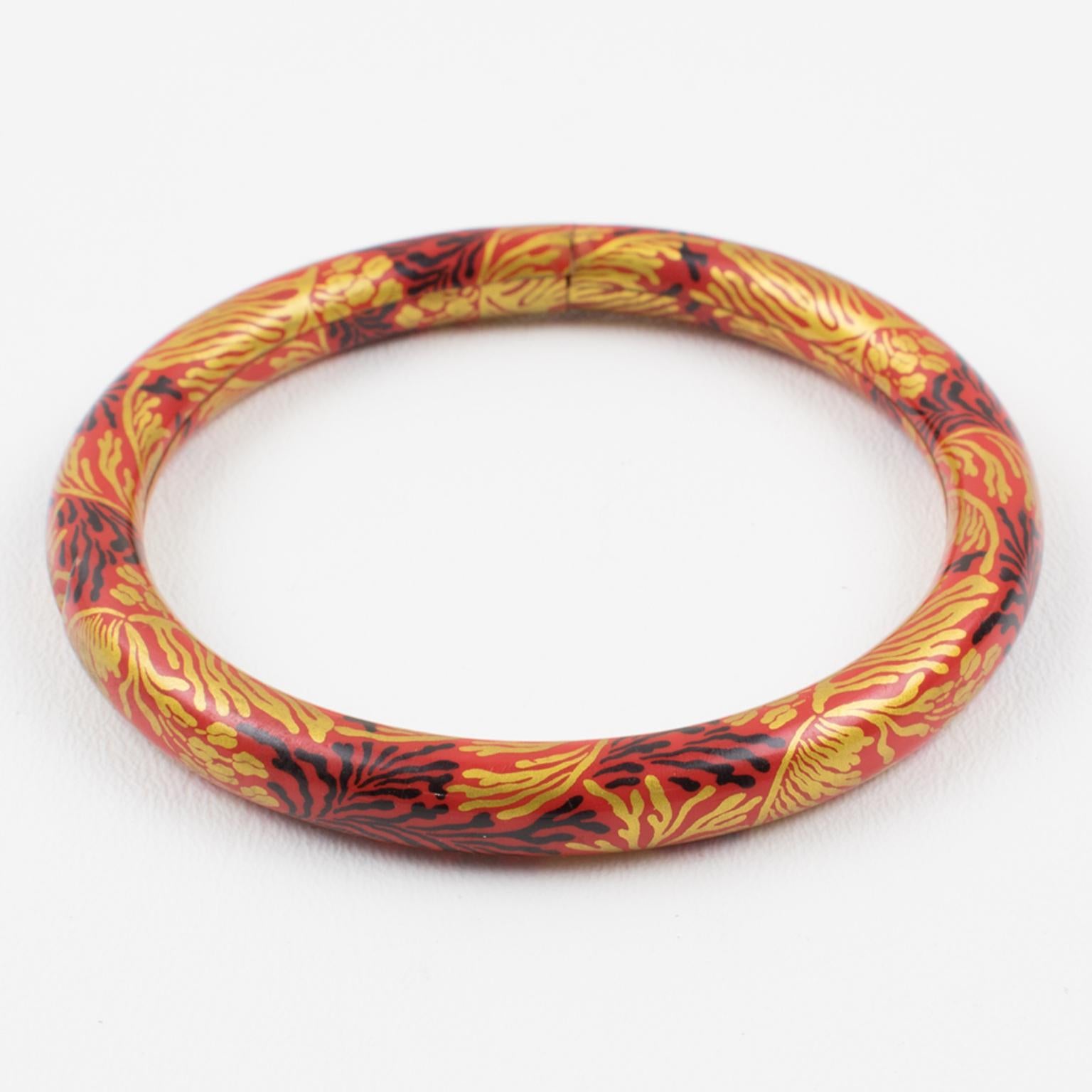 A superb 1920s French Art Deco celluloid bracelet bangle. It features a light hollow tube shape with an Asian-inspired 