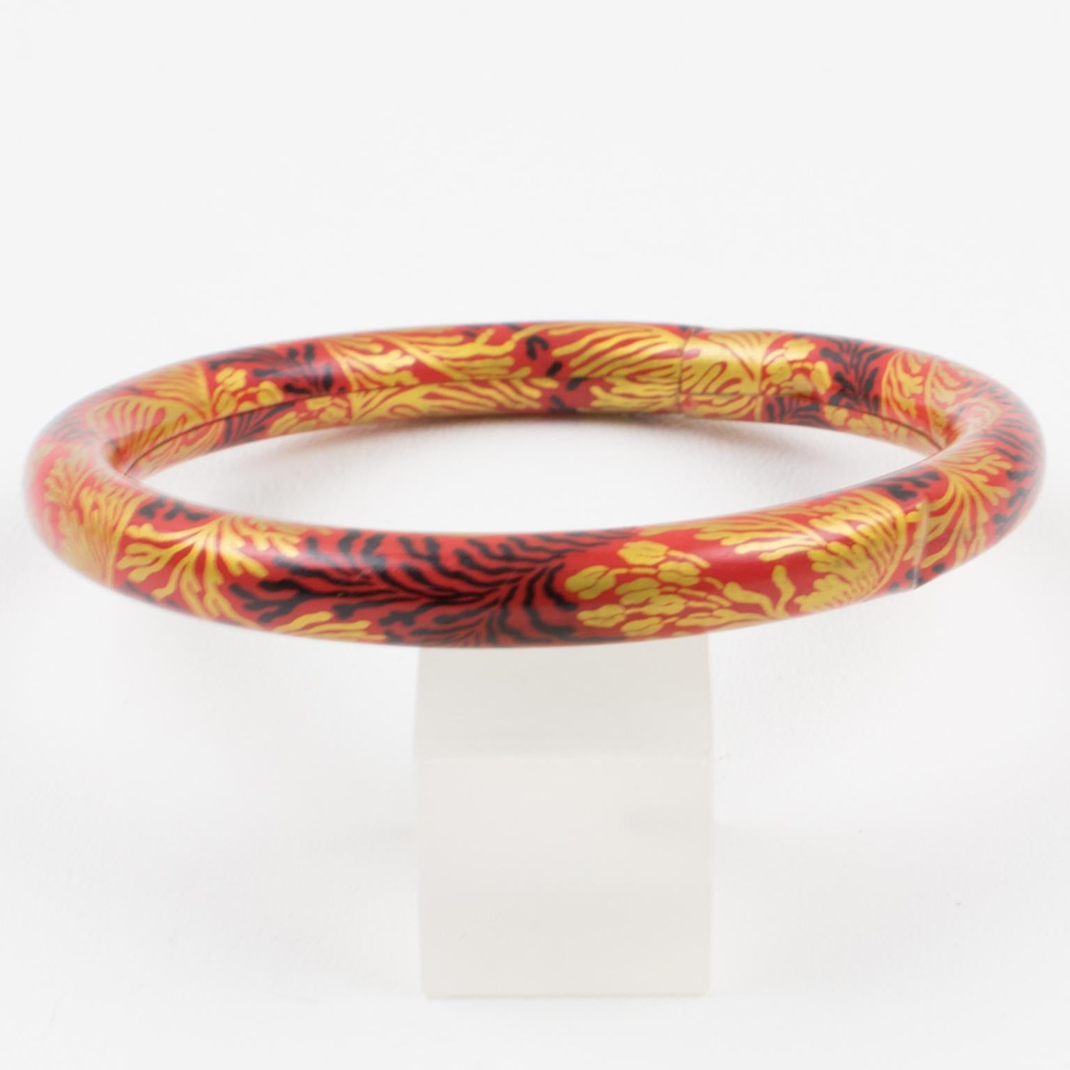 Art Déco Bracciale Bangle in celluloide Art Deco francese con design di ispirazione asiatica in vendita
