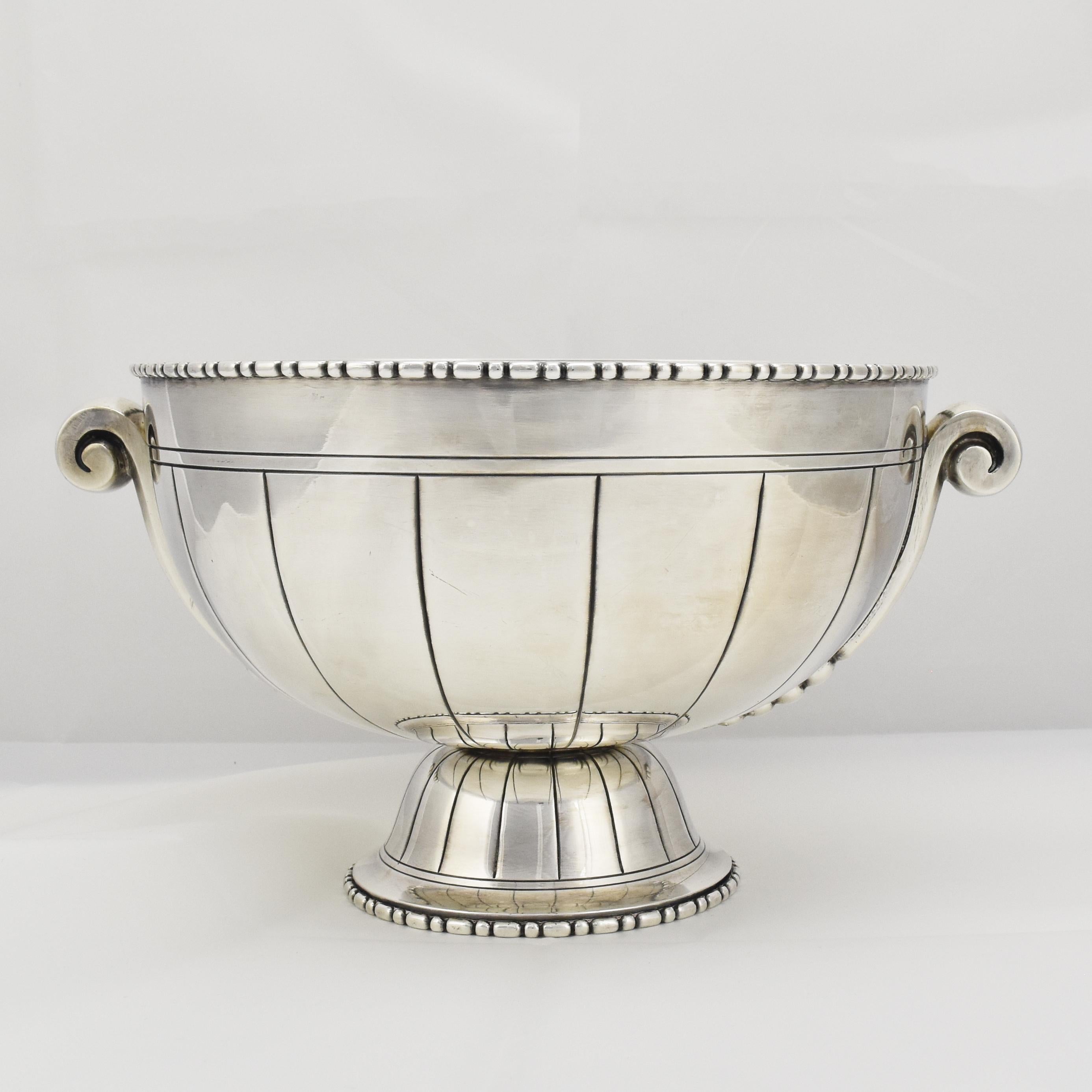 Early 20th Century French Art Deco Centerpiece Silverplate Bowl by Bouillet & Bourdelle 1920s For Sale
