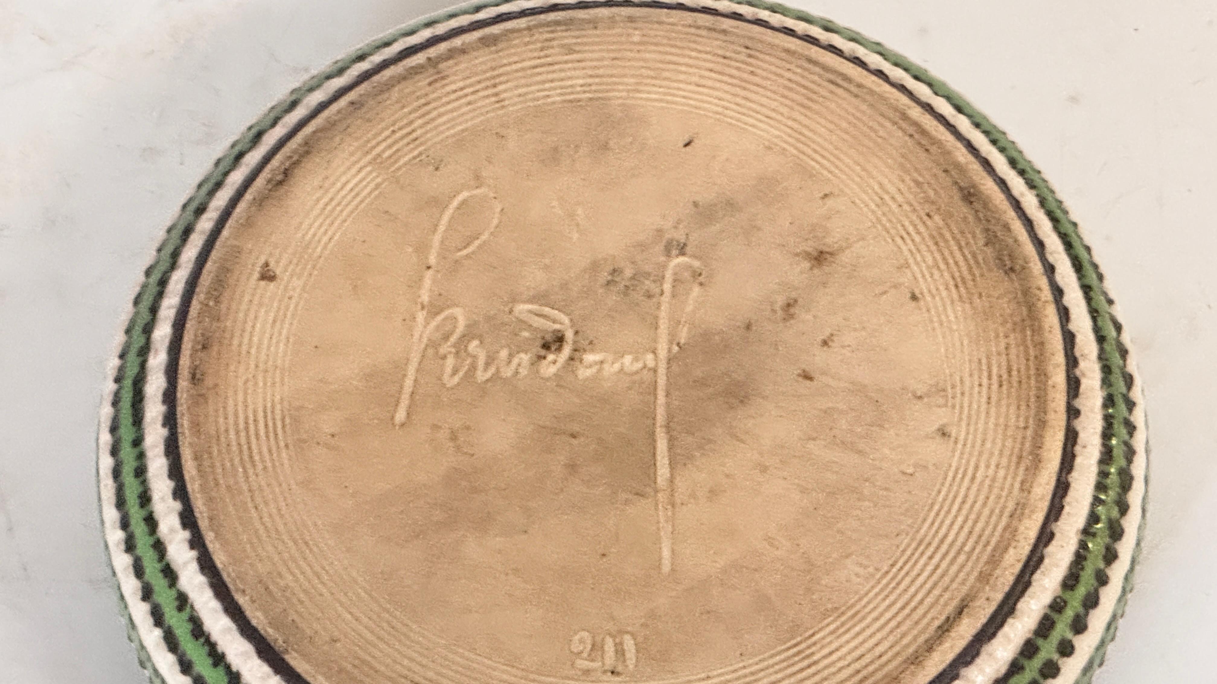 Französischer Art-Déco-Keramik-Aschenbecher - signiert, mit Korkkern - CIRCA 1930 im Angebot 5