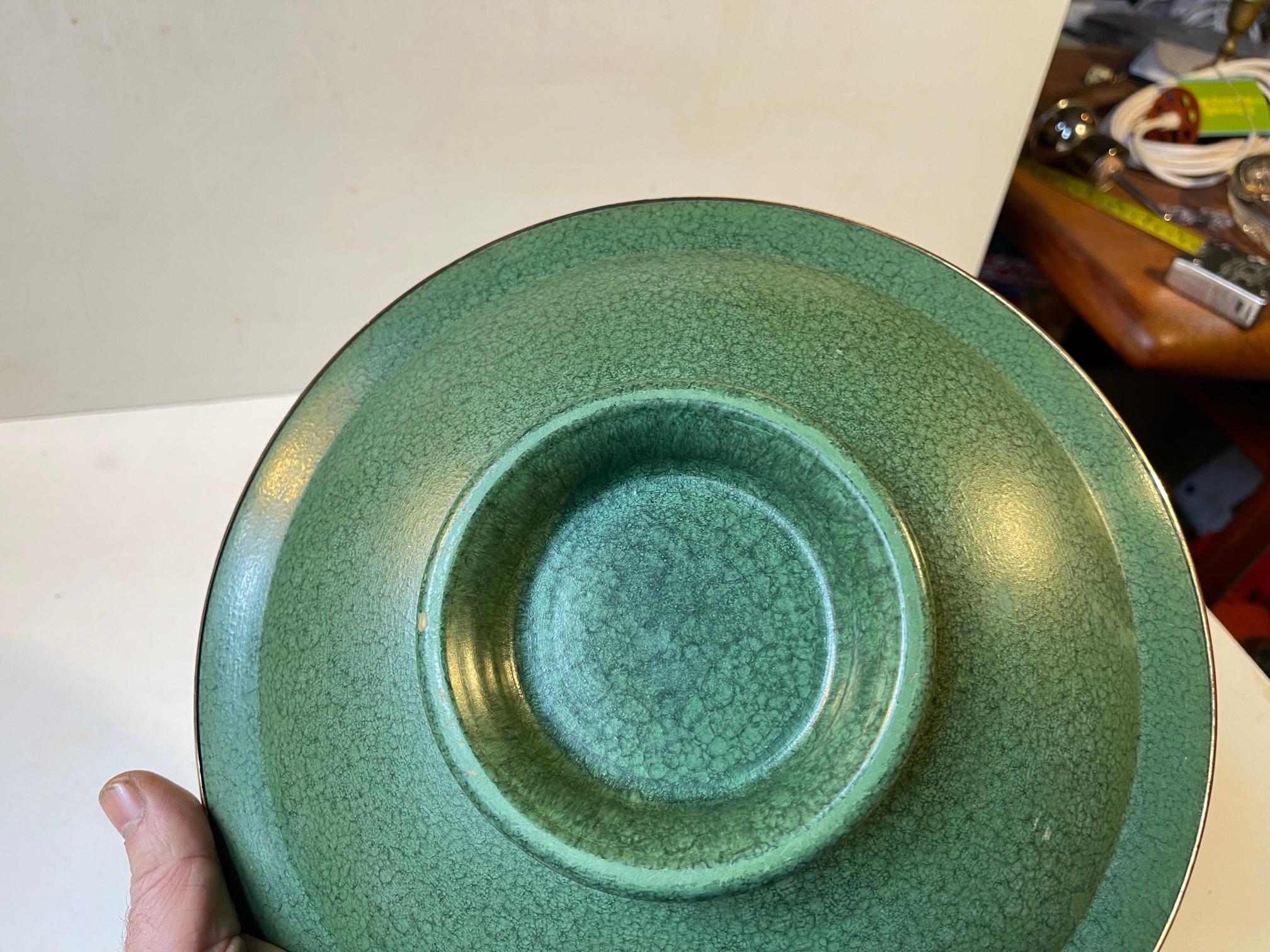 French Art Deco Ceramic Dish with Green Glaze & Bronze Flower In Good Condition For Sale In Esbjerg, DK