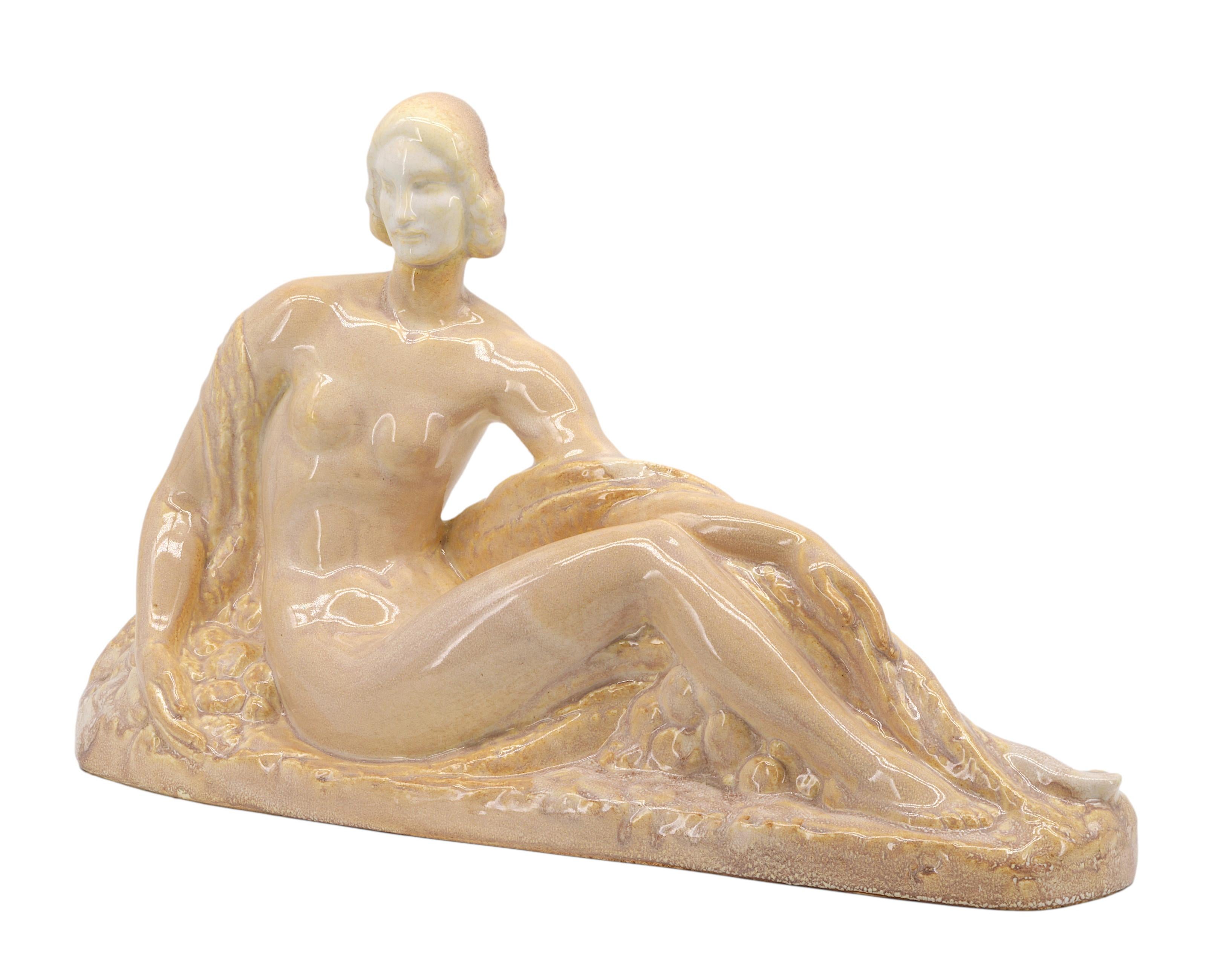 French Art Deco Ceramic Lady by ODYV, 1920 In Excellent Condition For Sale In Saint-Amans-des-Cots, FR