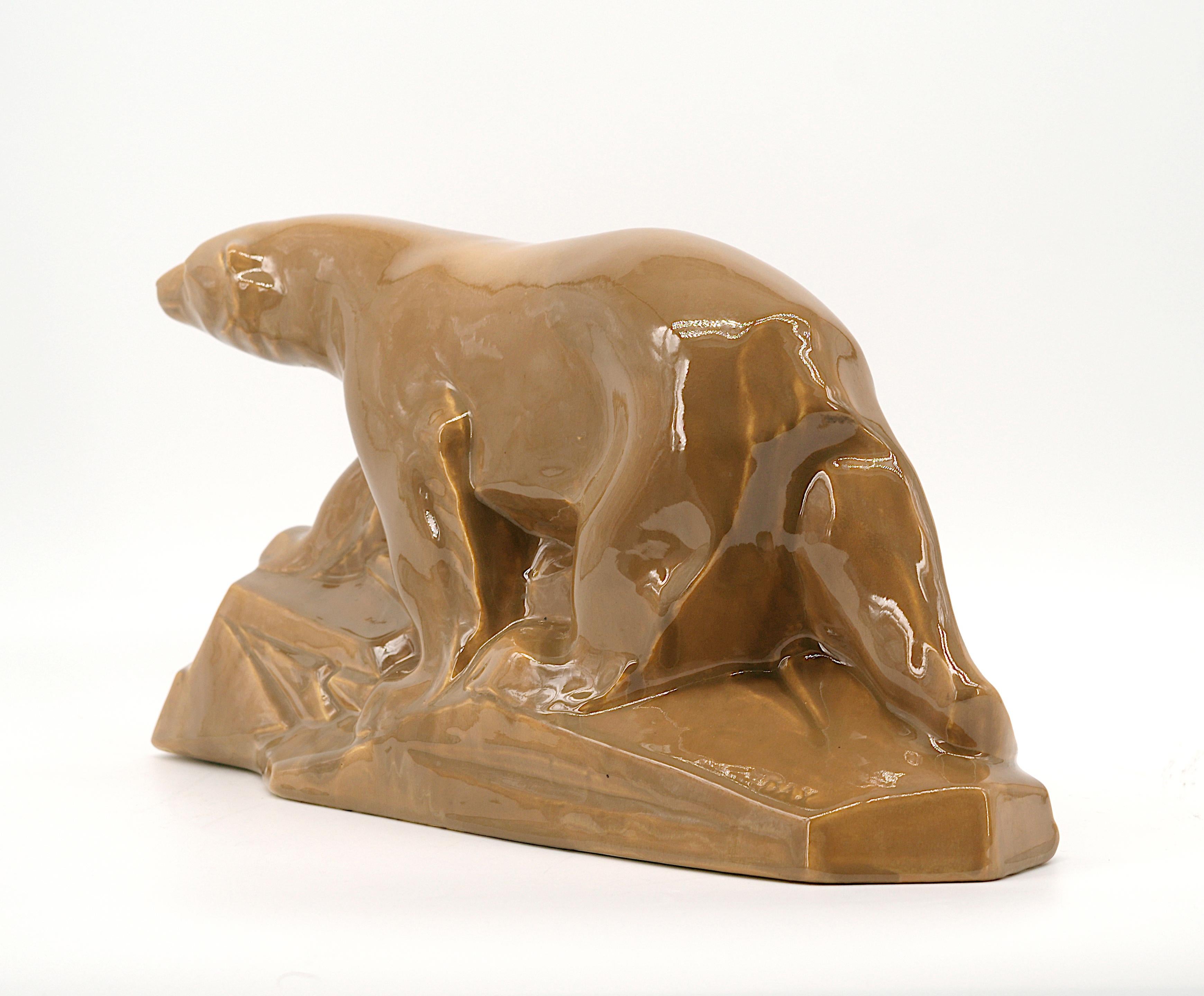 Céramique L'ours polaire en céramique Art déco français, années 1930 en vente