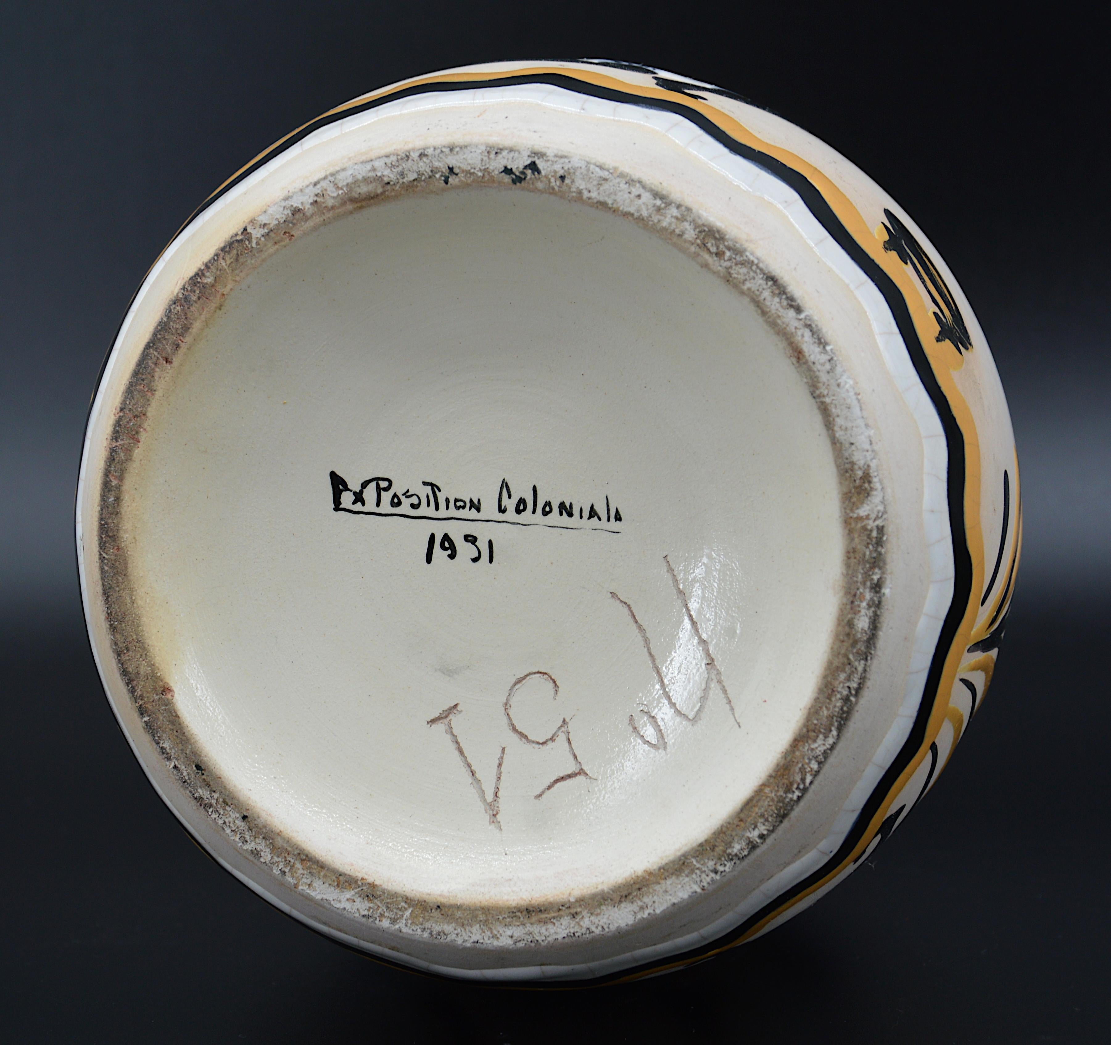Jarrón francés de cerámica Art Déco, 1931 en venta 1