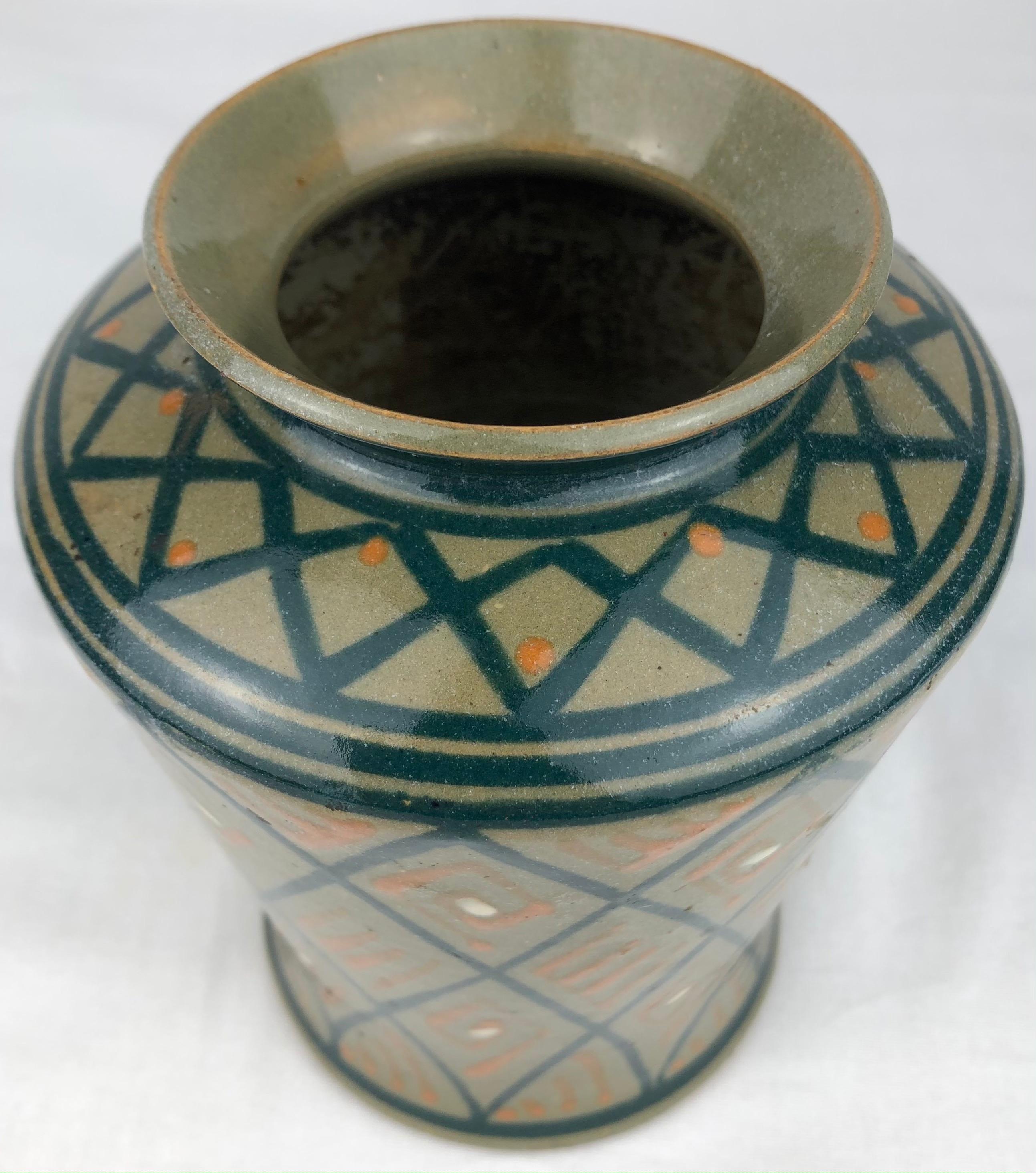 Französische Keramikvase oder kleine Pflanzgefäße im Art déco-Stil im Angebot 1
