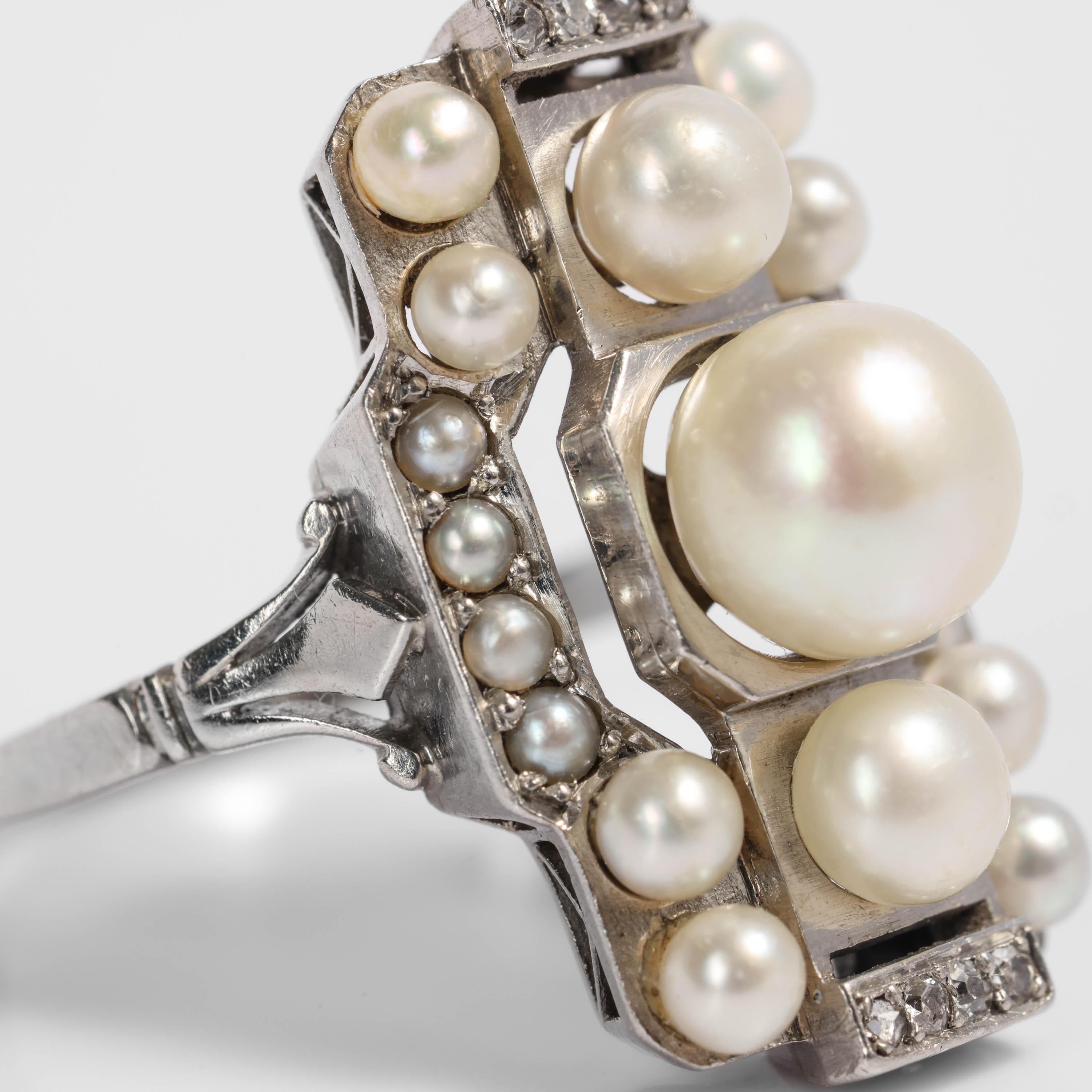 French Art Deco Certified Natural Sea Pearl & Platinum Ring  For Sale 2
