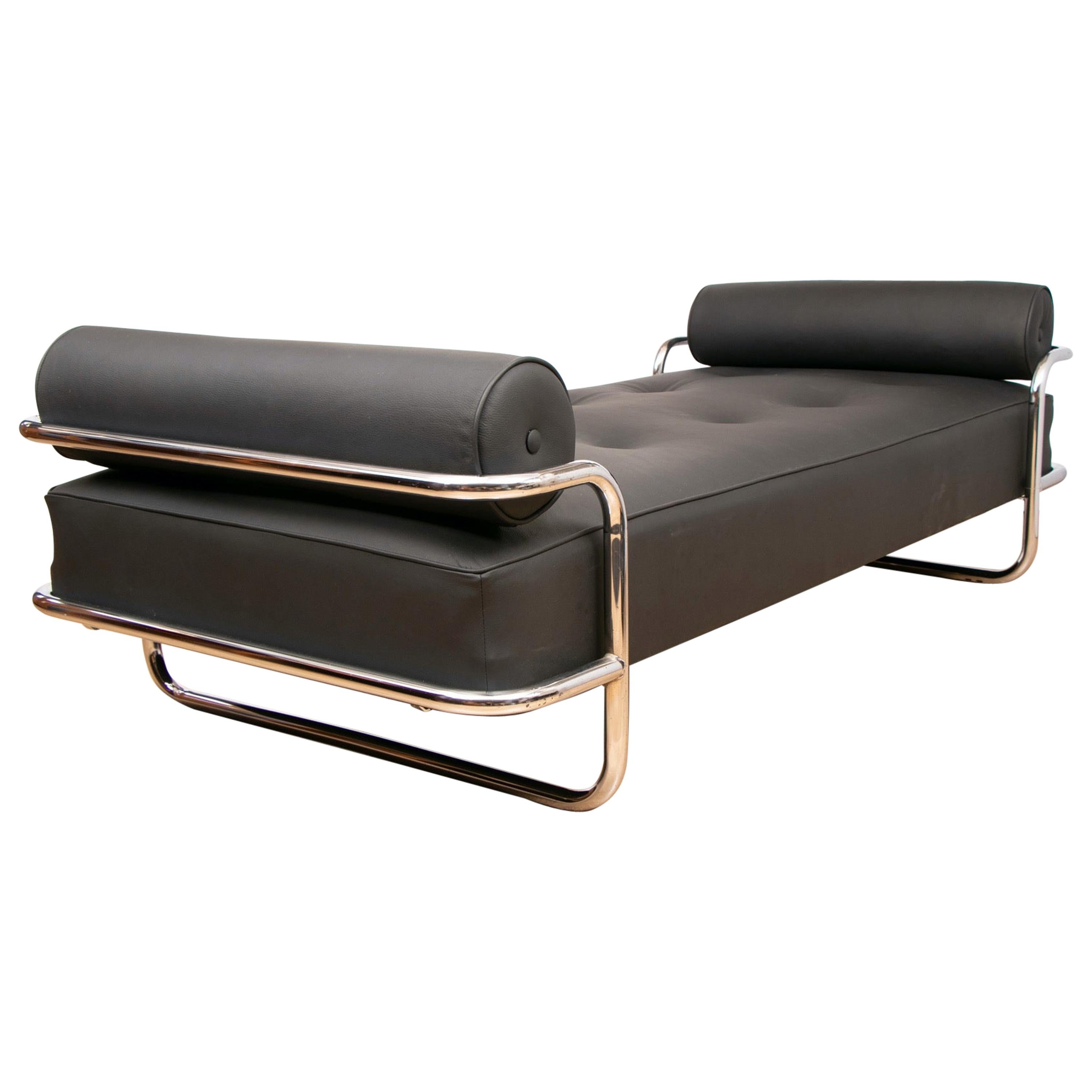 French Art Deco Chaise Longue Tubular Chrome Frame with Black Leather Upholstery For Sale