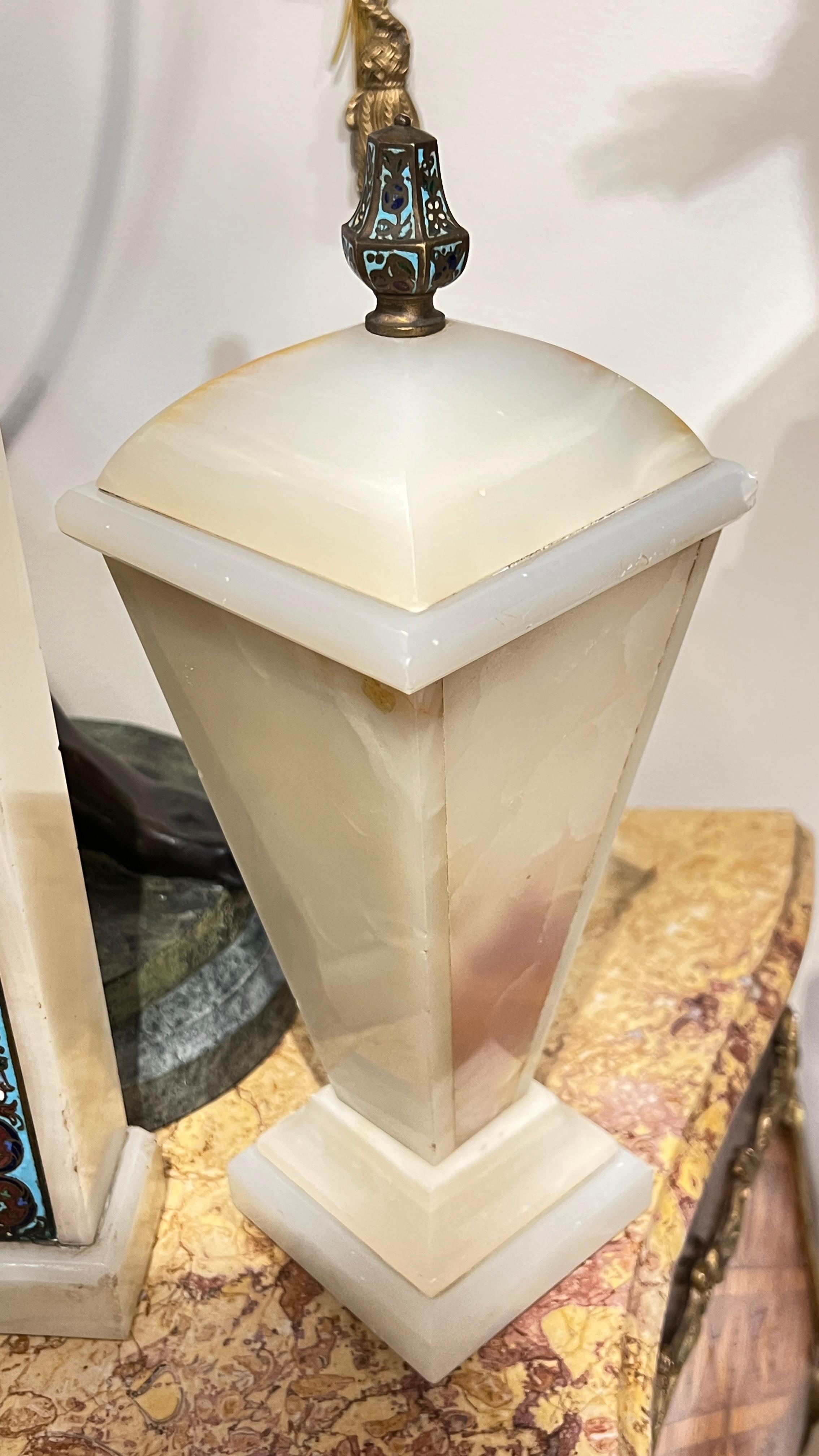French Art Deco Champleve Enameled Bronze and Onyx Mantel Clock and Obelisks Set For Sale 5
