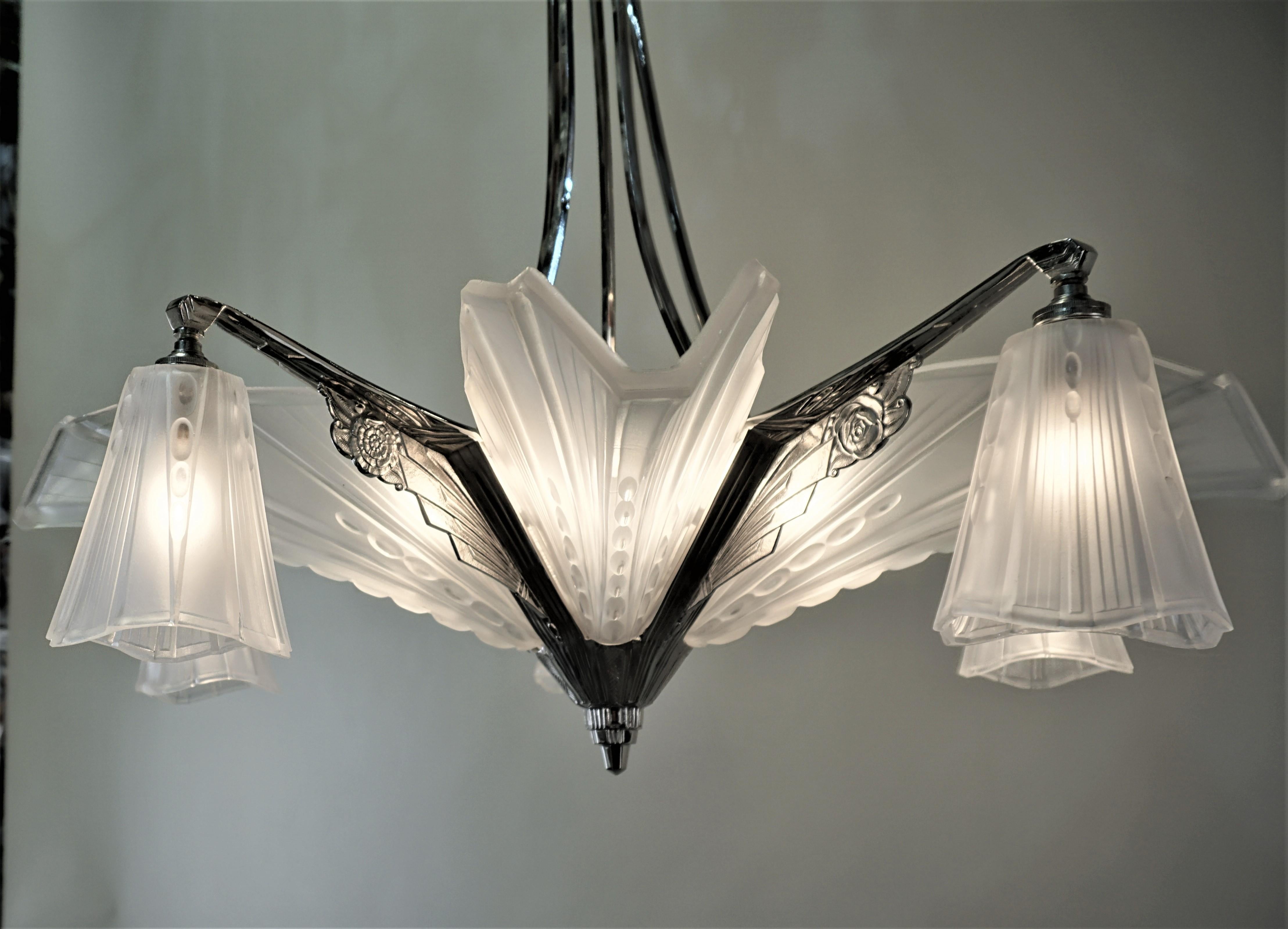 Pair of French Art Deco Chandeliers by Atelier E.J.G 2