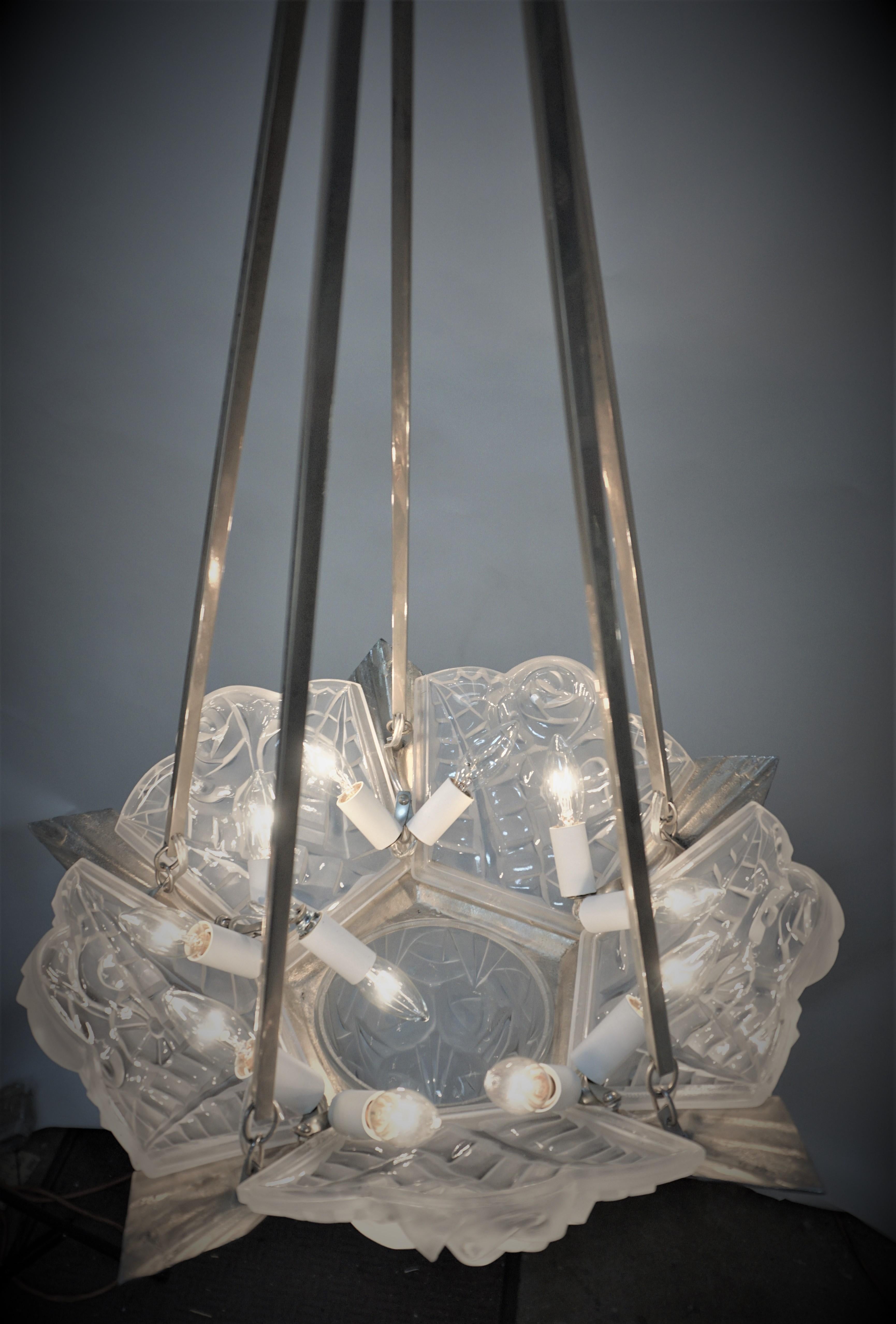 French Art Deco Chandelier by Charles Degue For Sale 3