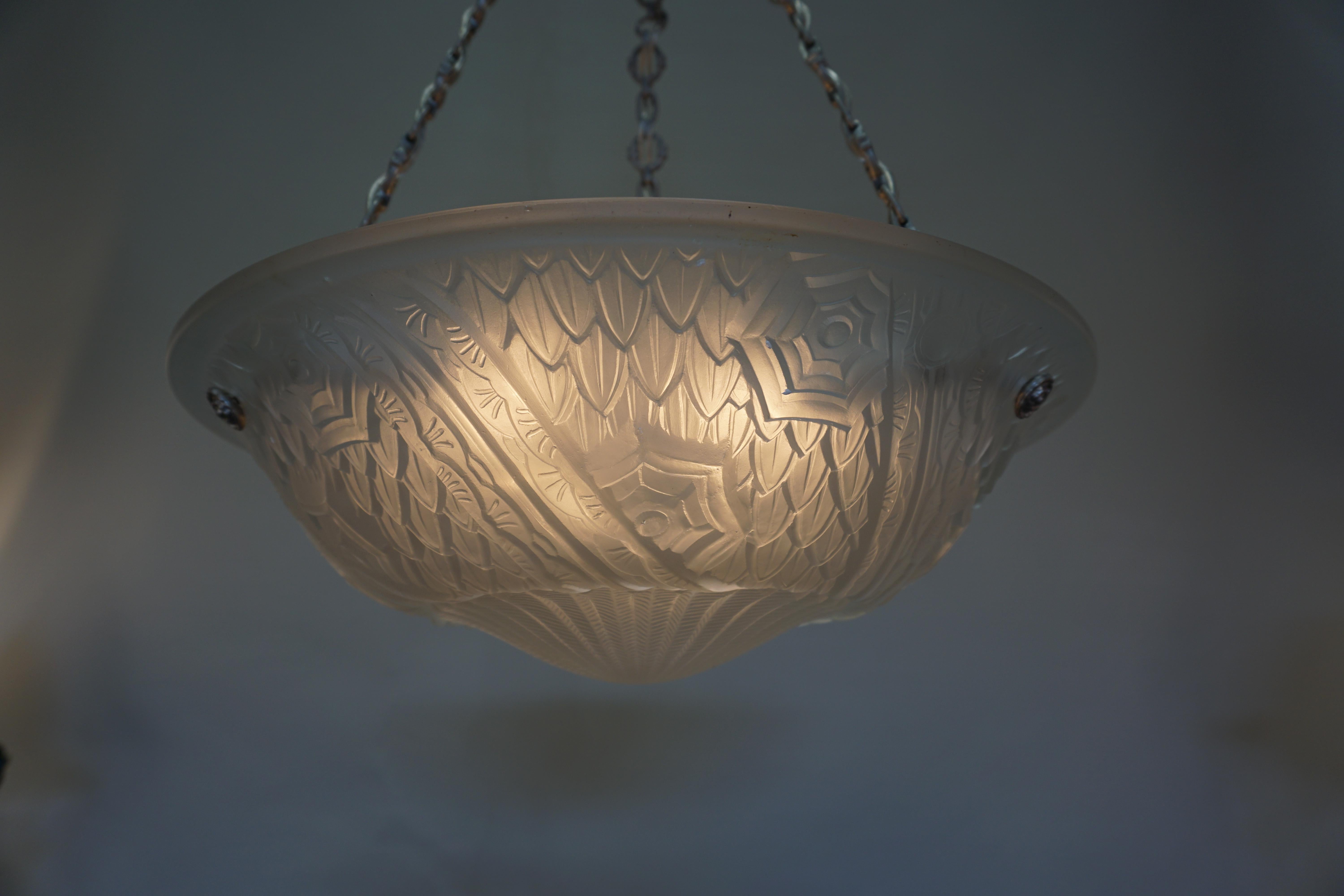 Early 20th Century French Art Deco Chandelier by Charles Schneider