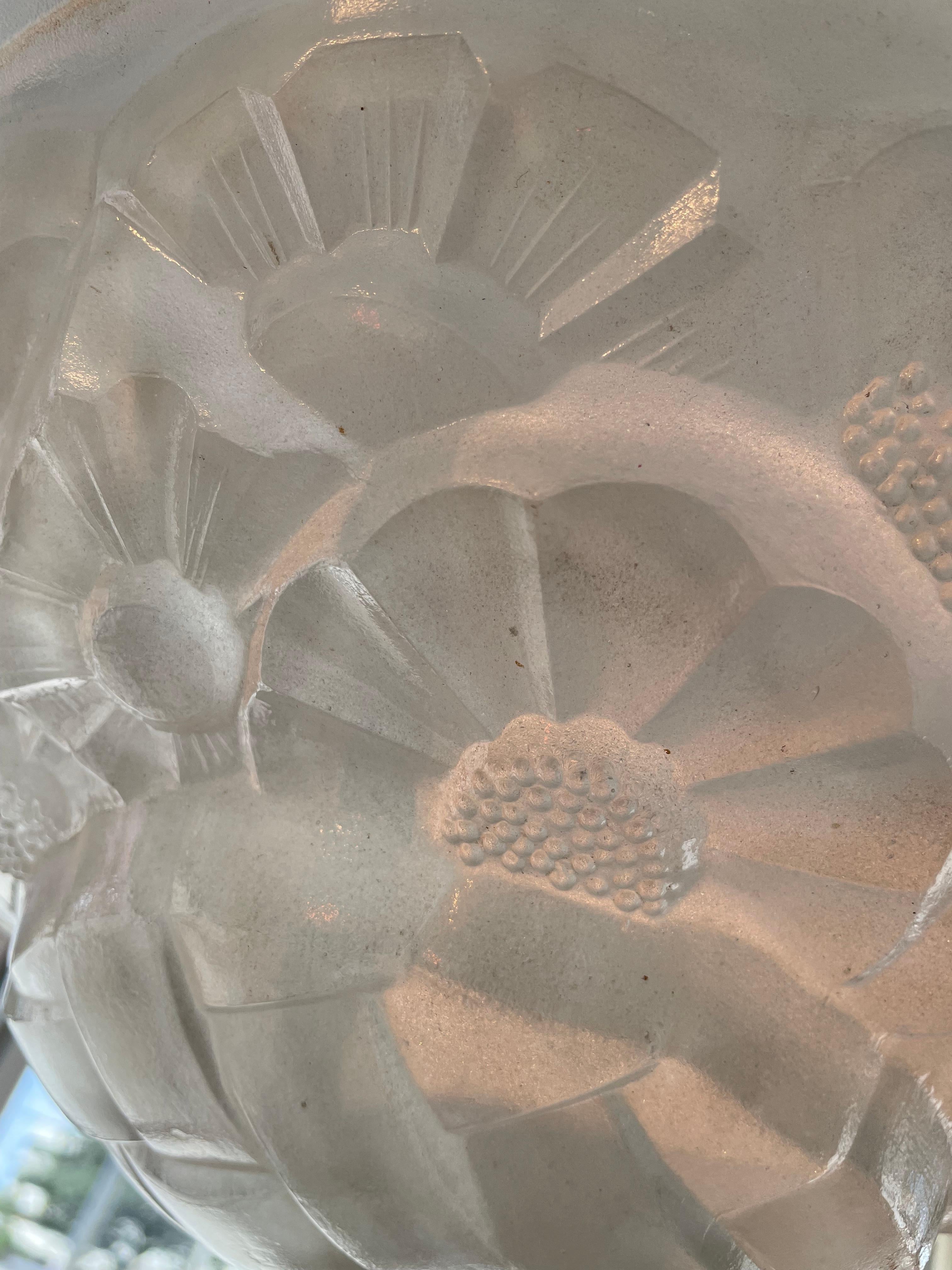 French Art Deco Chandelier by Degue For Sale 9