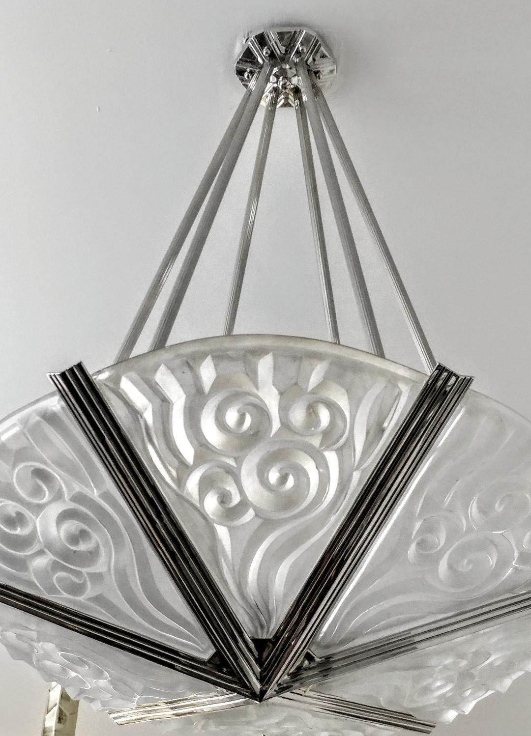 A French Art Deco chandelier by the French Artist 