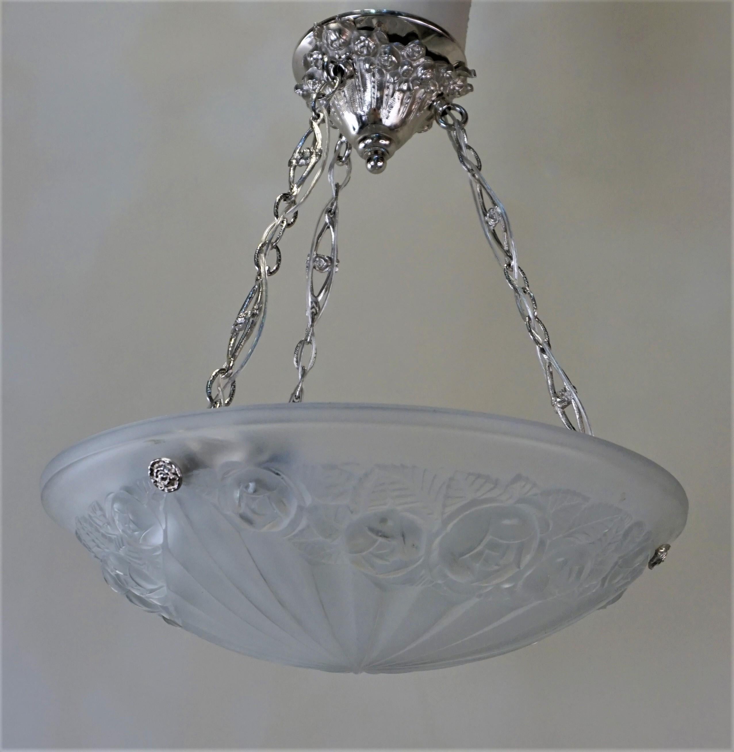 French Art Deco Chandelier by Degue 4