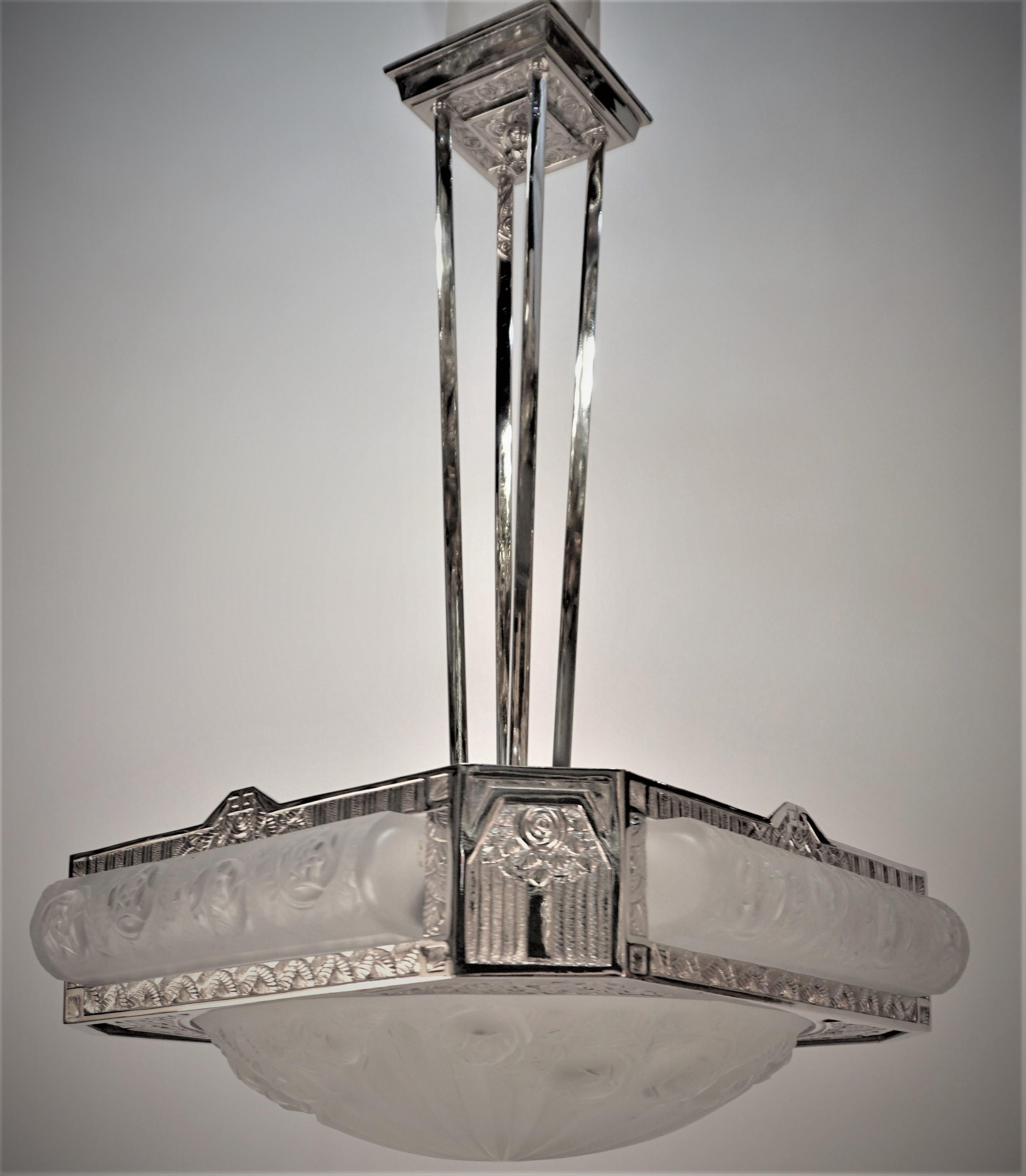 French Art Deco Chandelier by Degue 4