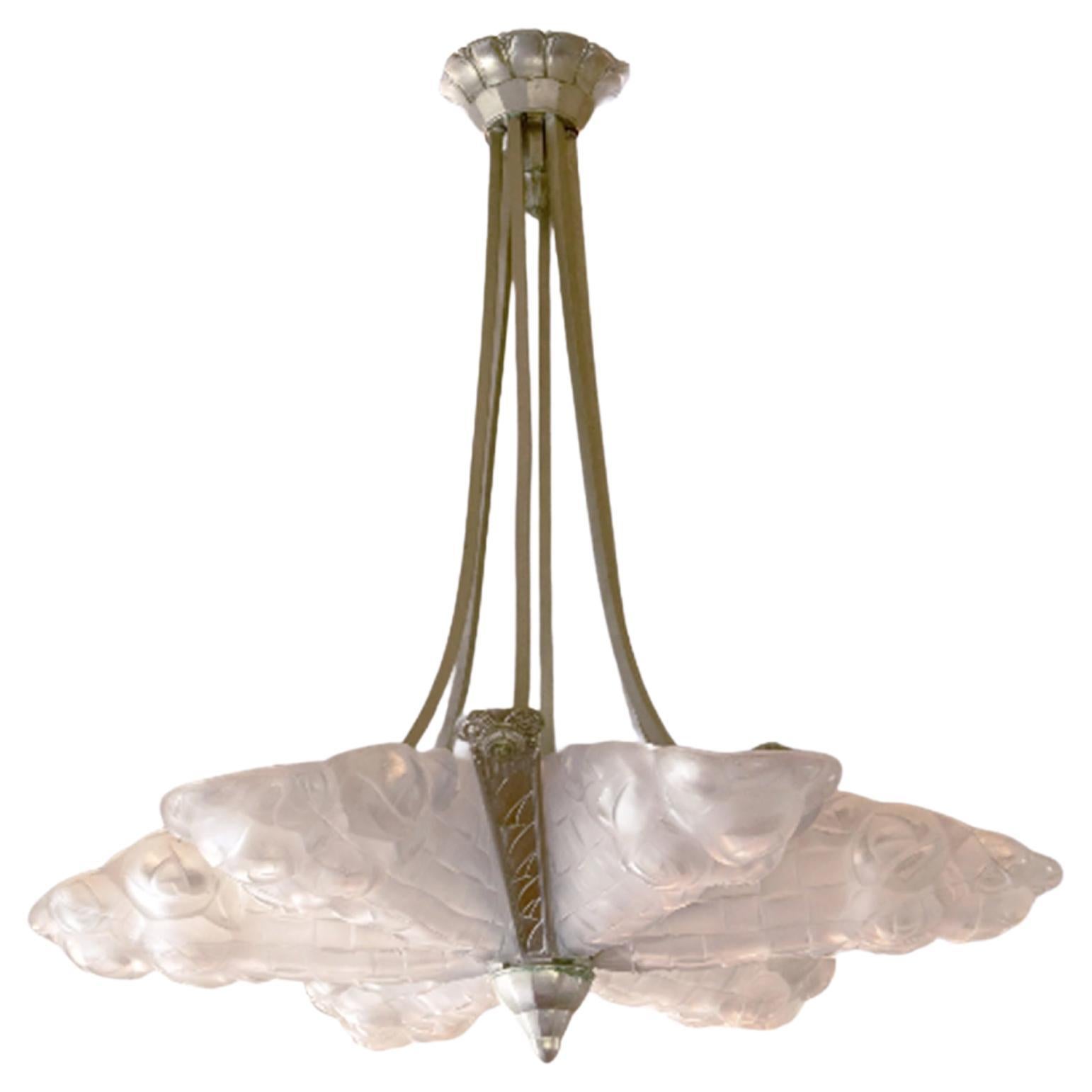 French Art Deco Chandelier by Degué, Frosted Glass, 1920s im Angebot