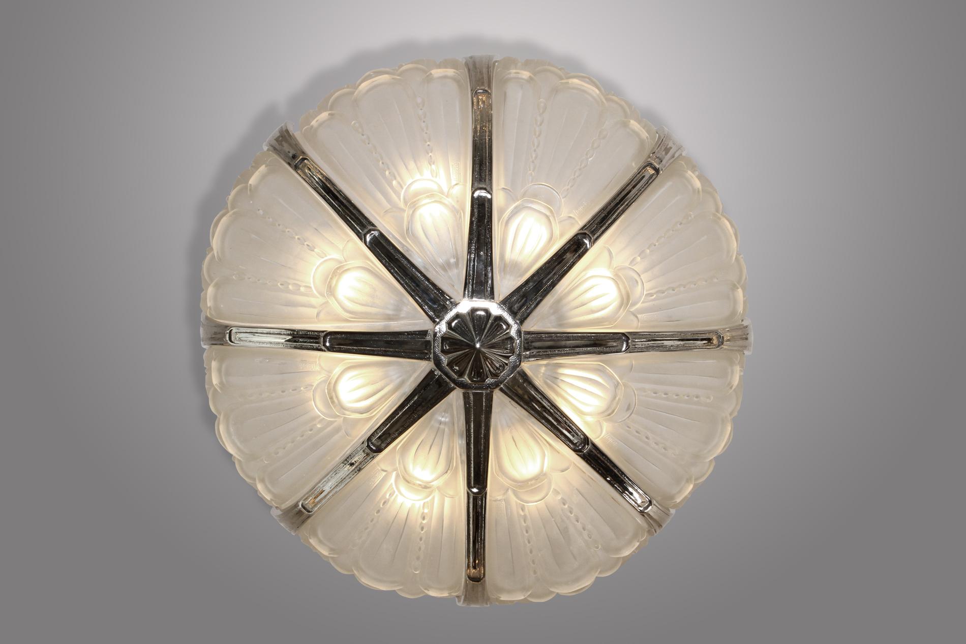 Lampadario Art Deco francese di Des Hanots In condizioni ottime in vendita a SAINT-OUEN-SUR-SEINE, FR