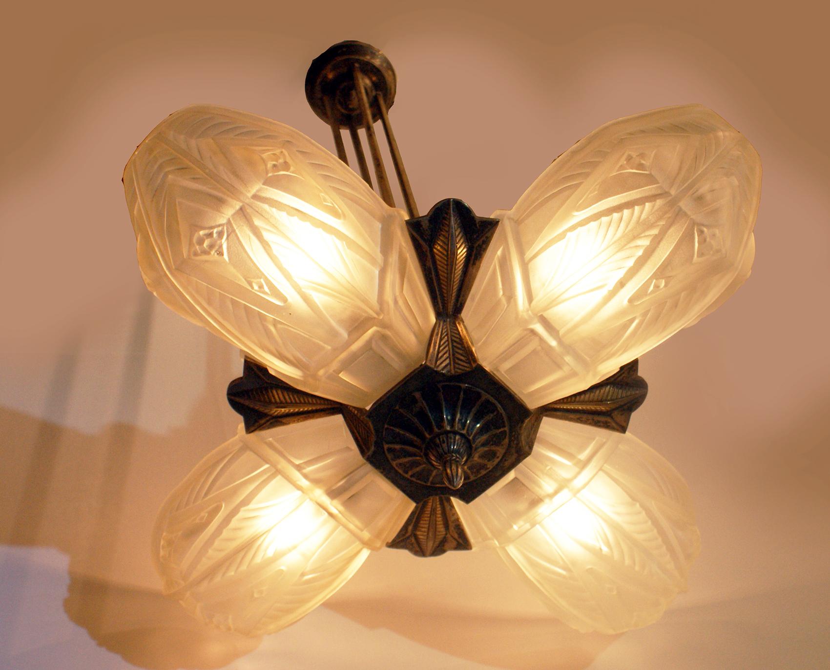 20th Century French Art Deco Chandelier by “Francis Hubens” For Sale