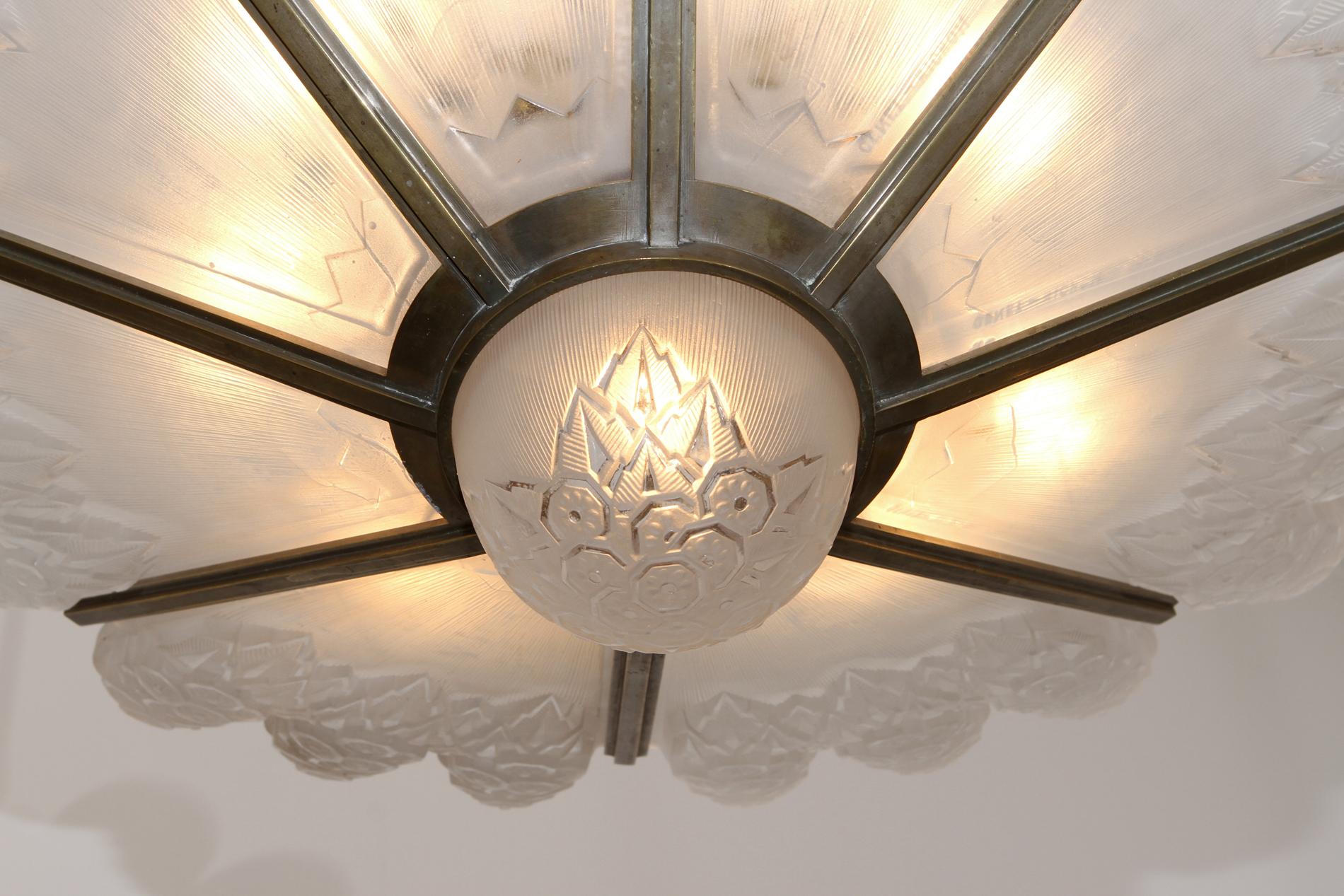 XX secolo Lampadario francese Art Déco di Genet & Michon in vendita