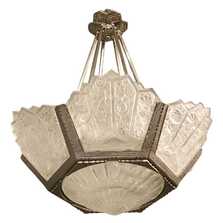 French Art Deco Chandelier by Hettier Vincent For Sale