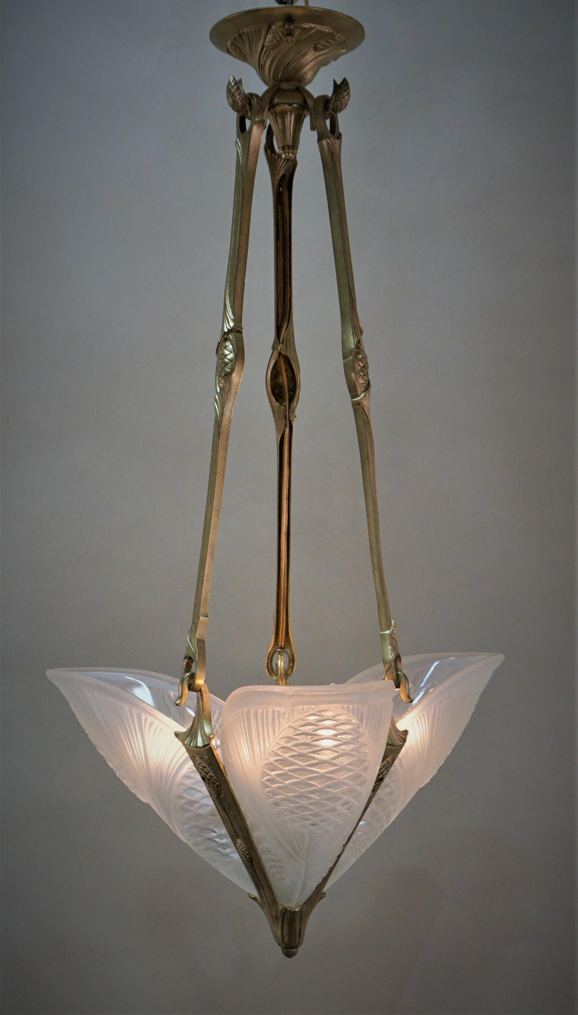 Französischer Art-Déco-Kronleuchter von Jean Noverdy 1