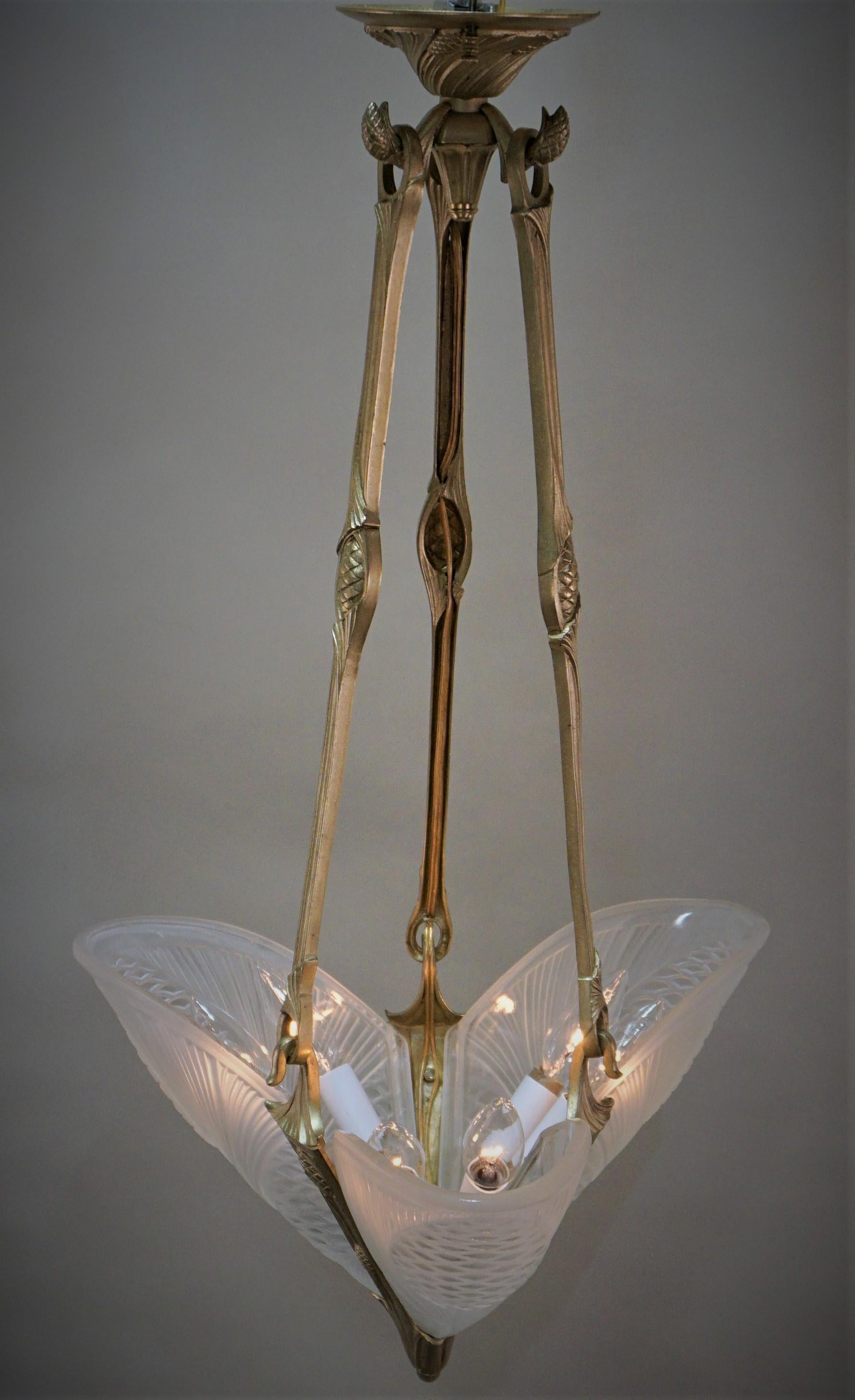 Französischer Art-Déco-Kronleuchter von Jean Noverdy 3
