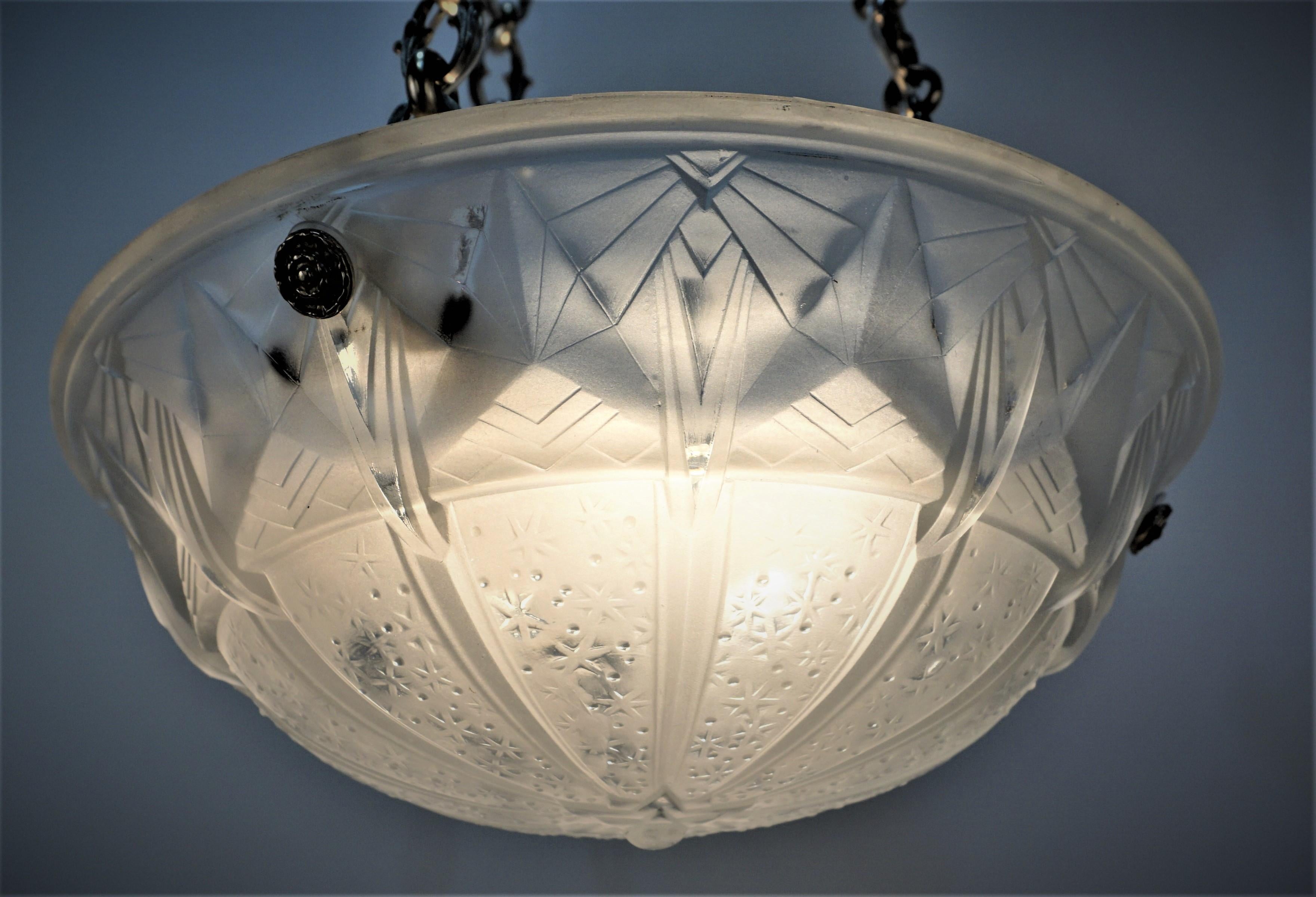 French Art Deco Chandelier by Muller Freres  In Good Condition For Sale In Fairfax, VA