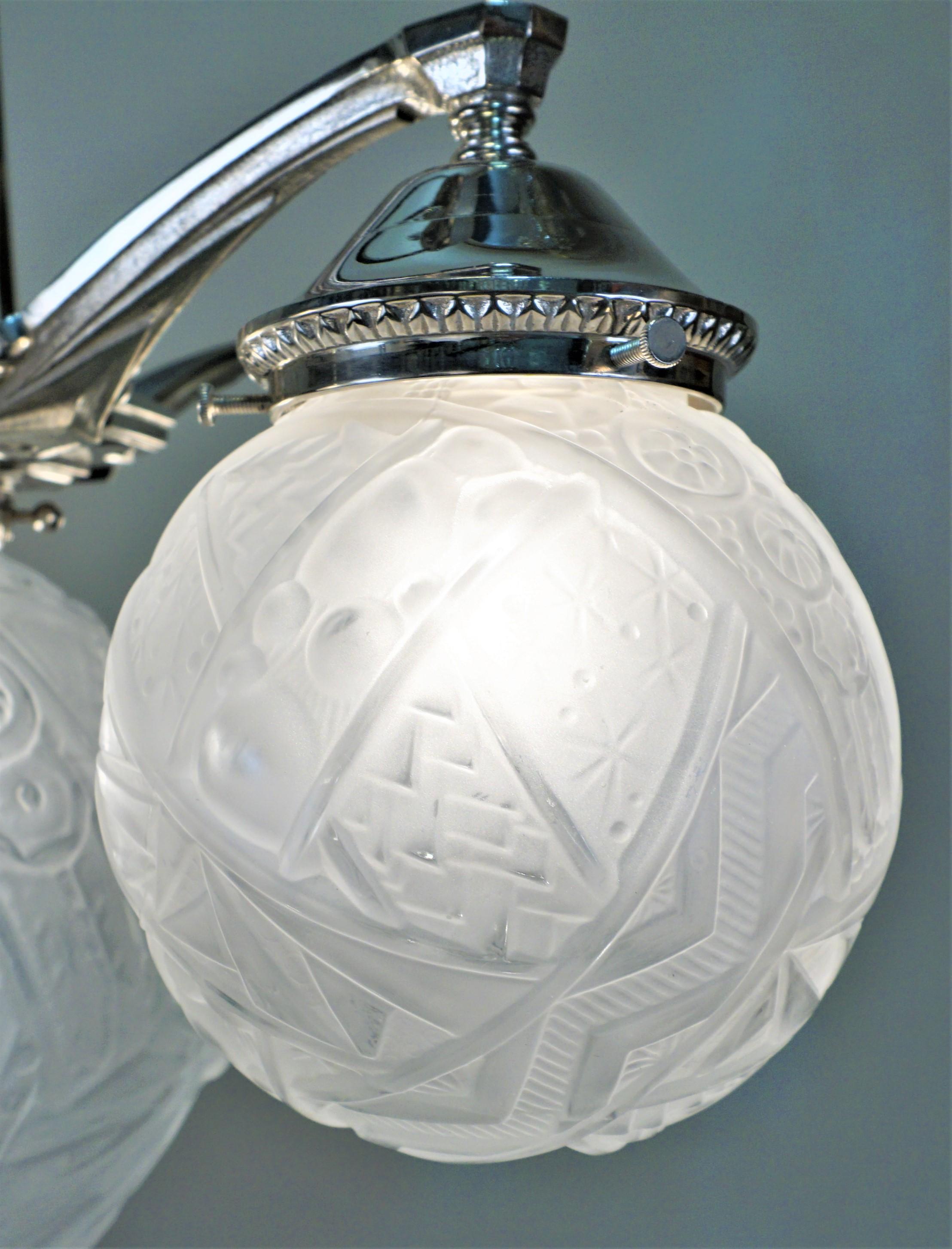 Glass French Art Deco Chandelier by Muller Freres