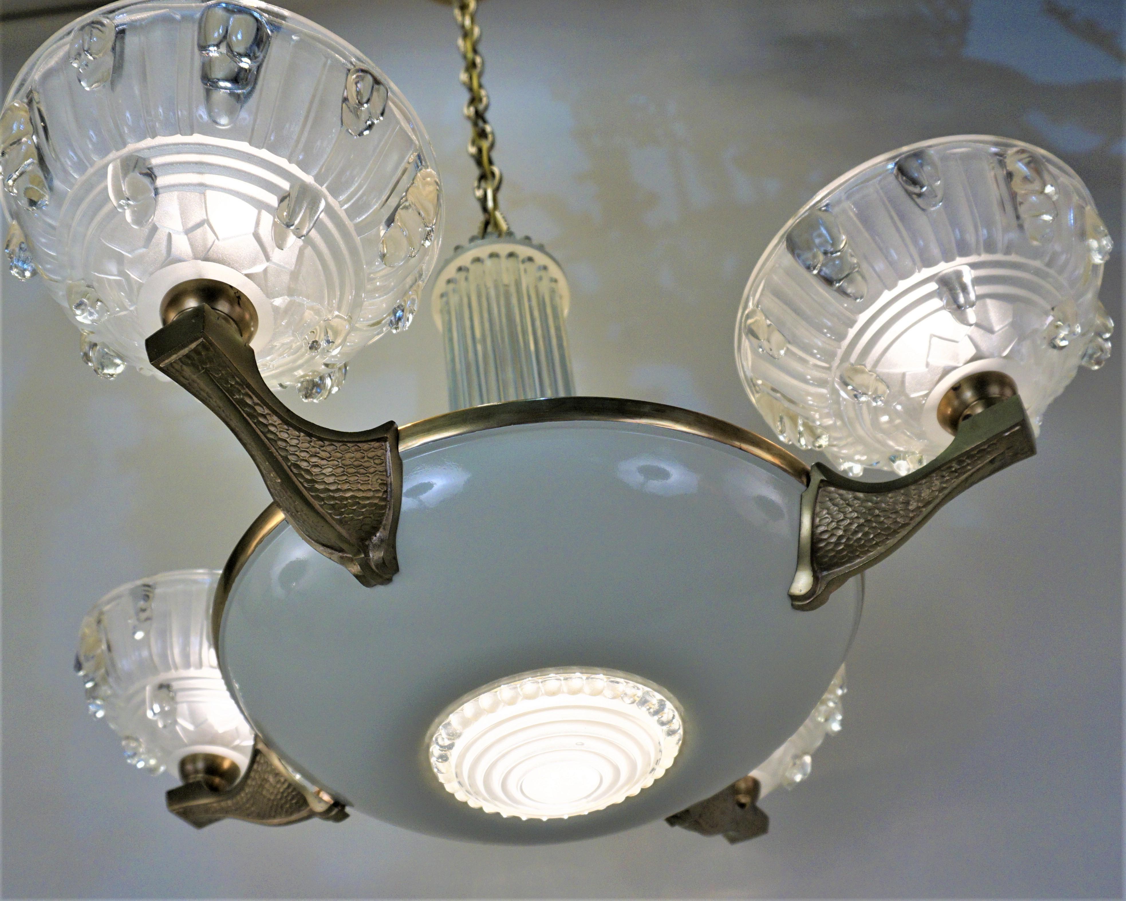 French Art Deco Chandelier by Patitot In Good Condition In Fairfax, VA